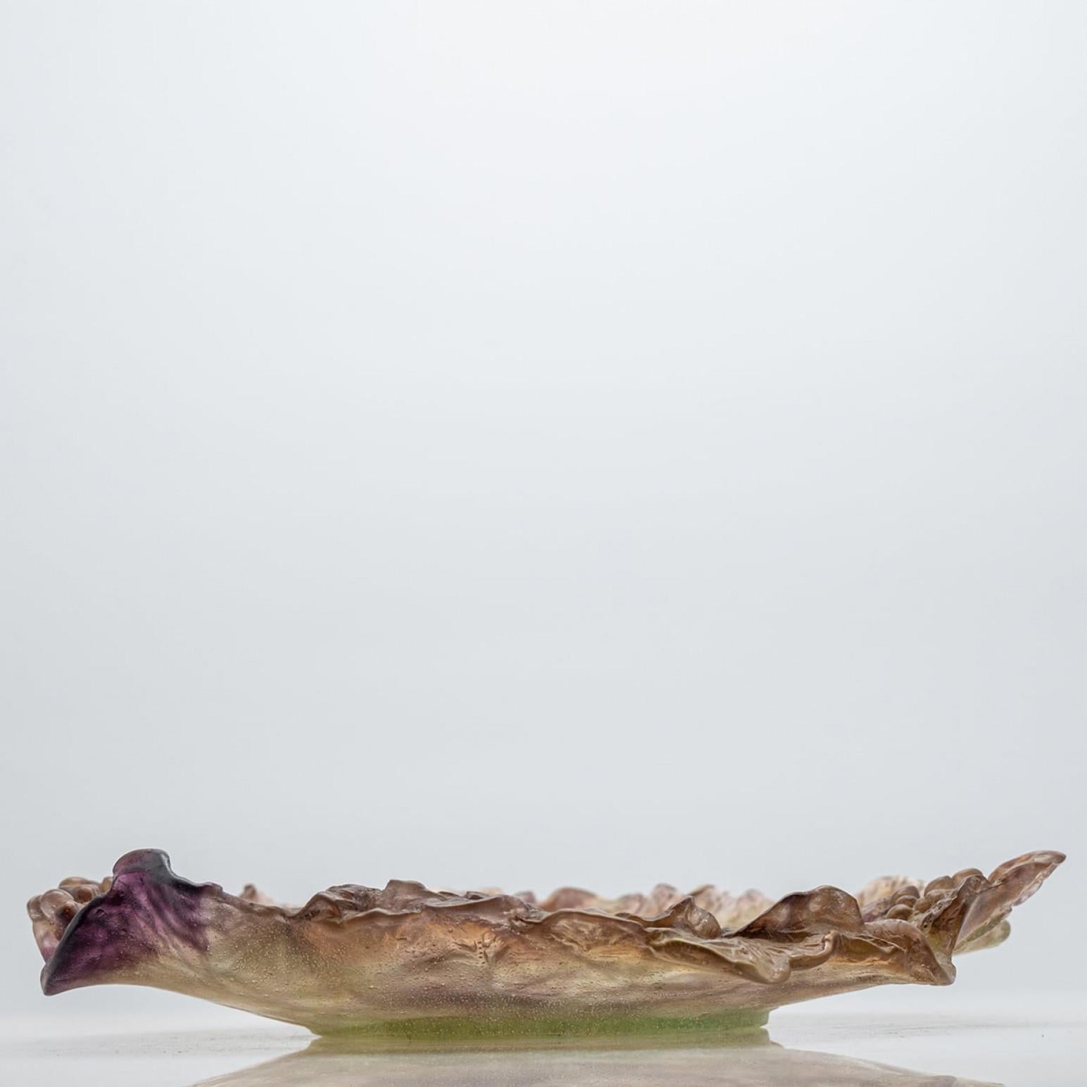 Daum Art Glass Dekorativer Teller, Grün und Lachs, Frankreich (Glaskunst) im Angebot