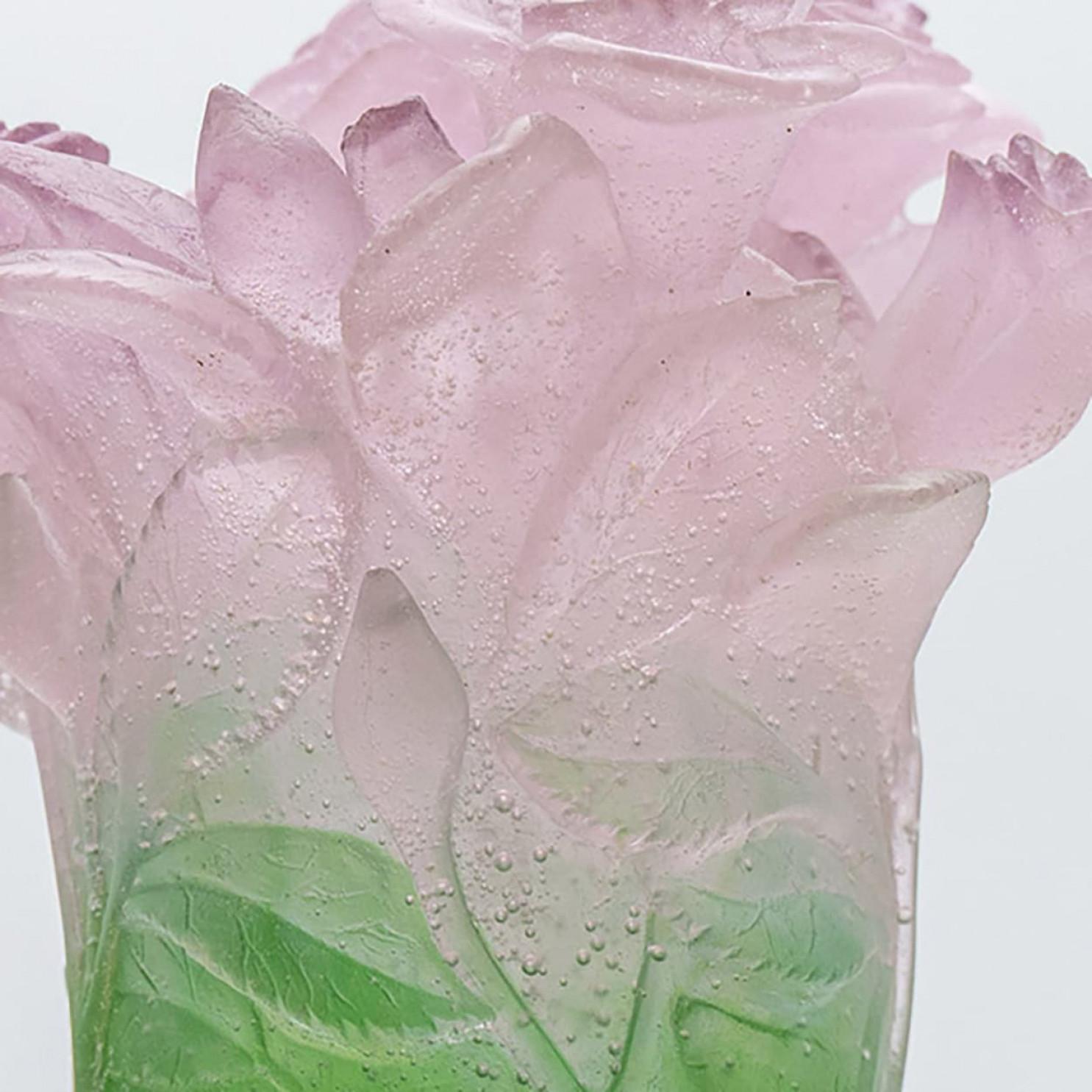 Verre d'art Daum Vase en verre d'art Roses Rose Vert, France en vente