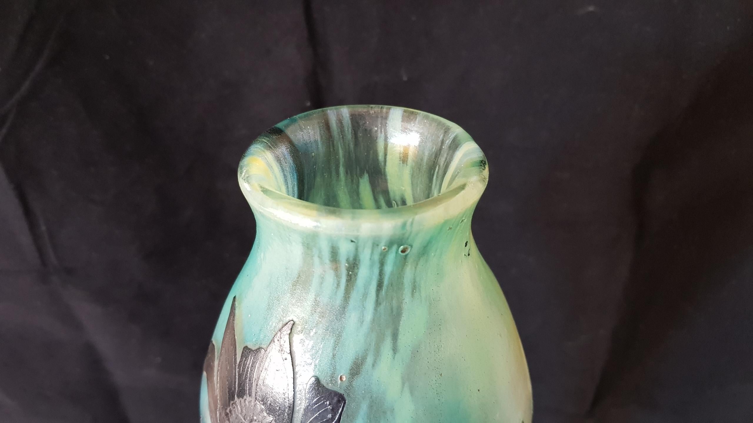 Daum Art Nouveau France Tulip Light Blue Glass Vase, 1900s For Sale 5