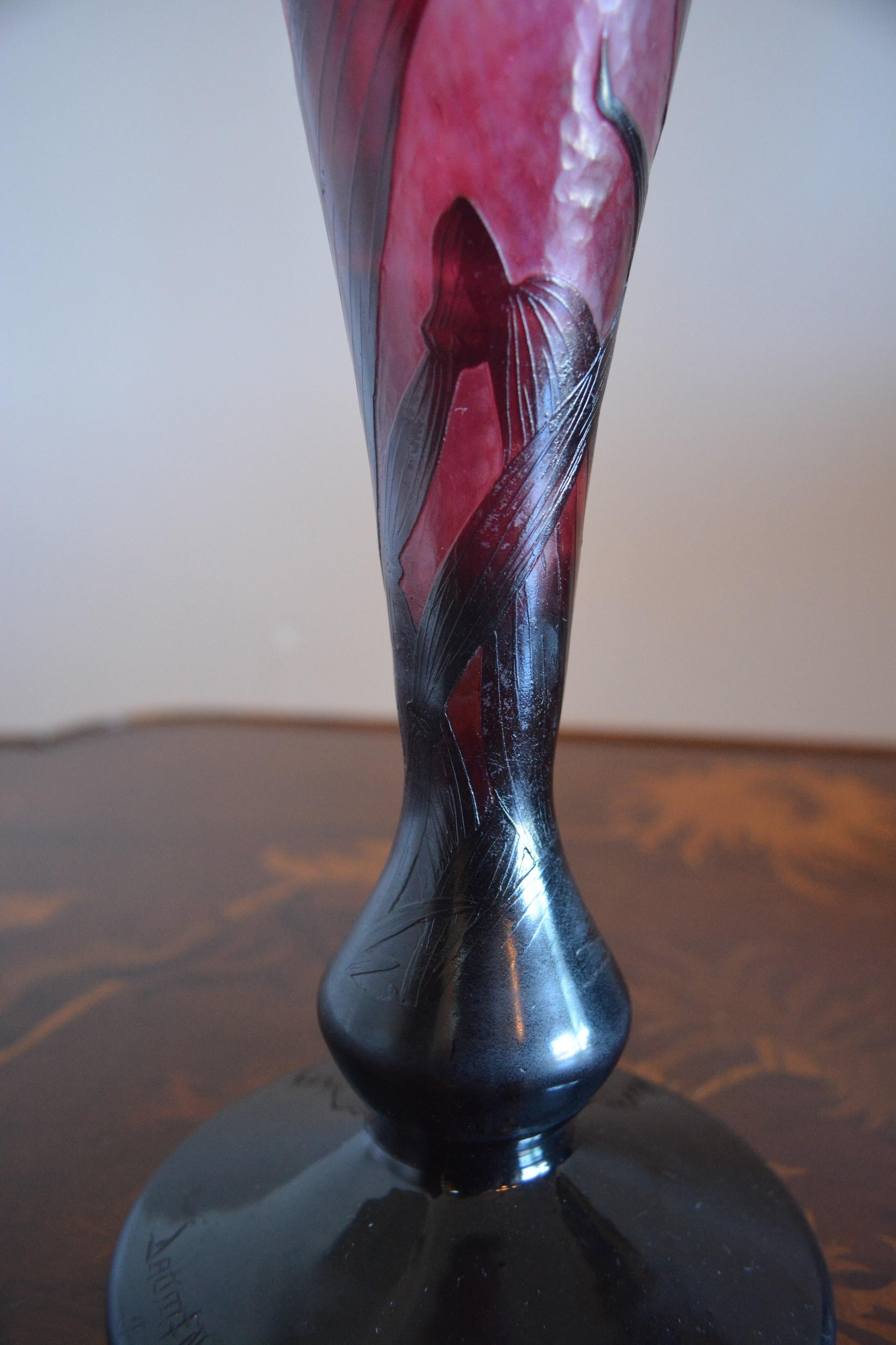 Daum Art Nouveau Pink and Reddish Purple Glass Cattleya Labiata Vase For Sale 4
