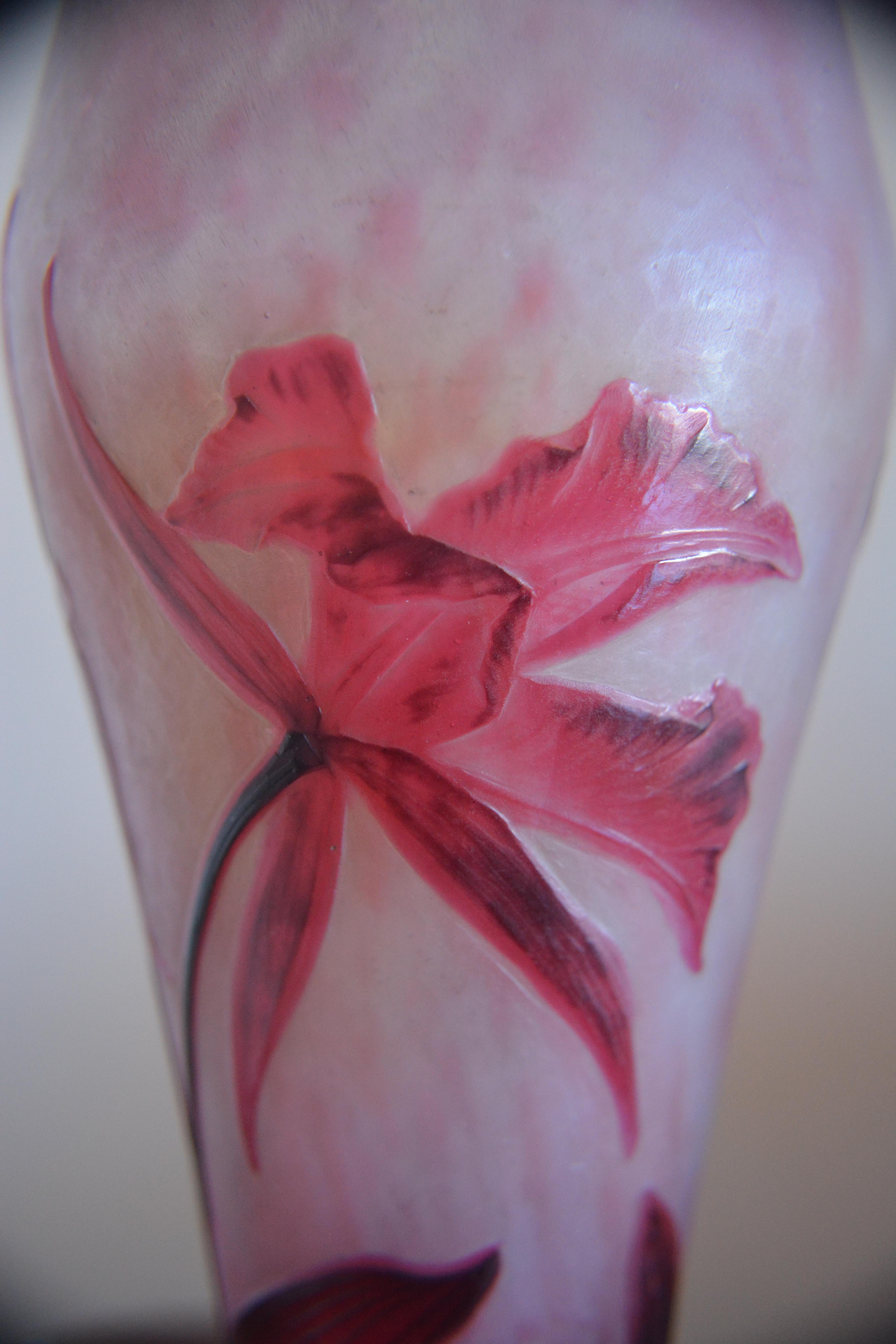 Daum Art Nouveau Pink and Reddish Purple Glass Cattleya Labiata Vase For Sale 1