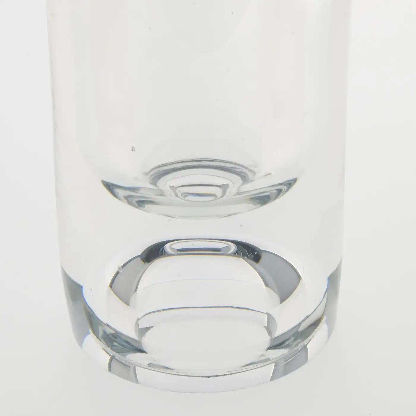 Moderne Grand vase gobelet en cristal Daum par De Belroy, collection Galaxie, 1970 en vente