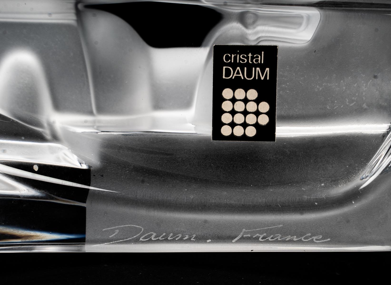 Voiture de sport en cristal Daum 1