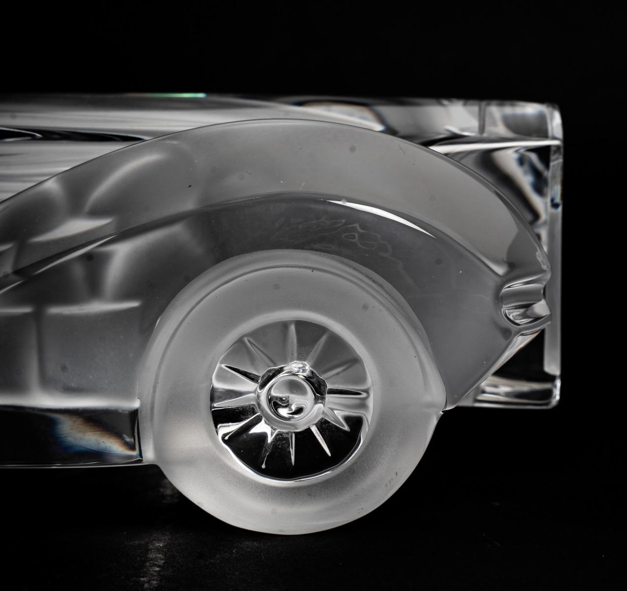 Cristal Voiture de sport en cristal Daum