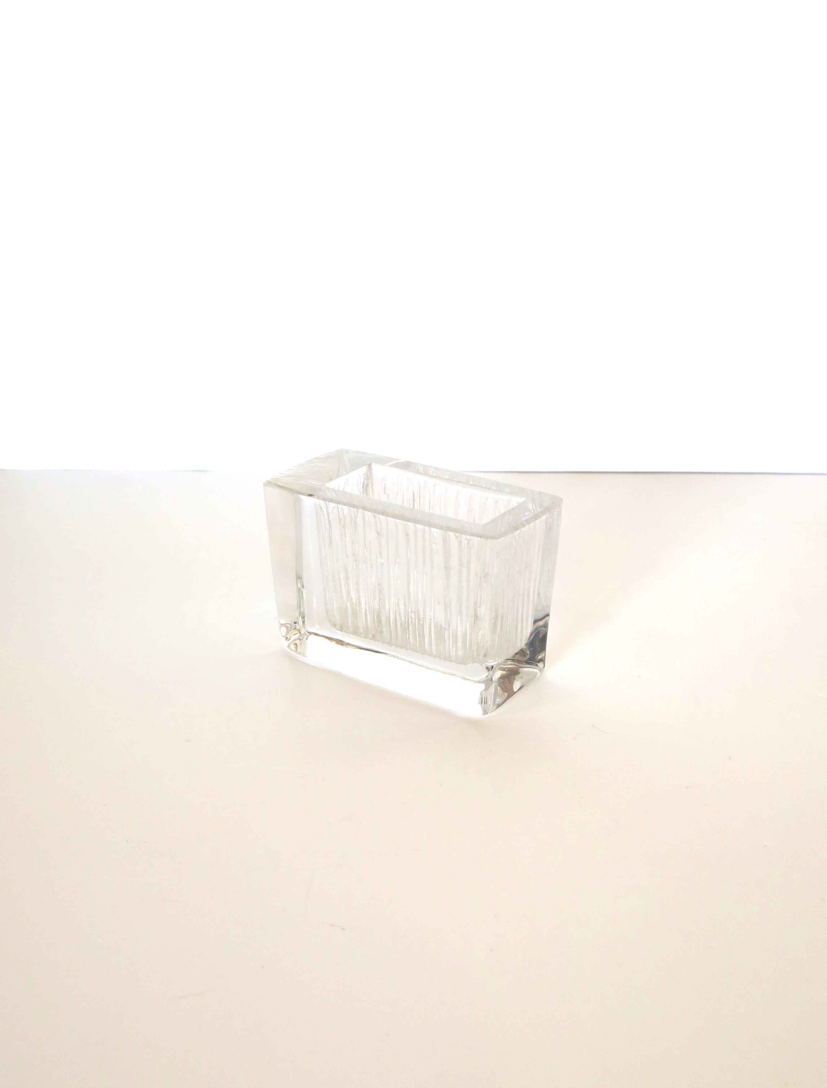 Vase français en cristal Daum en vente 1