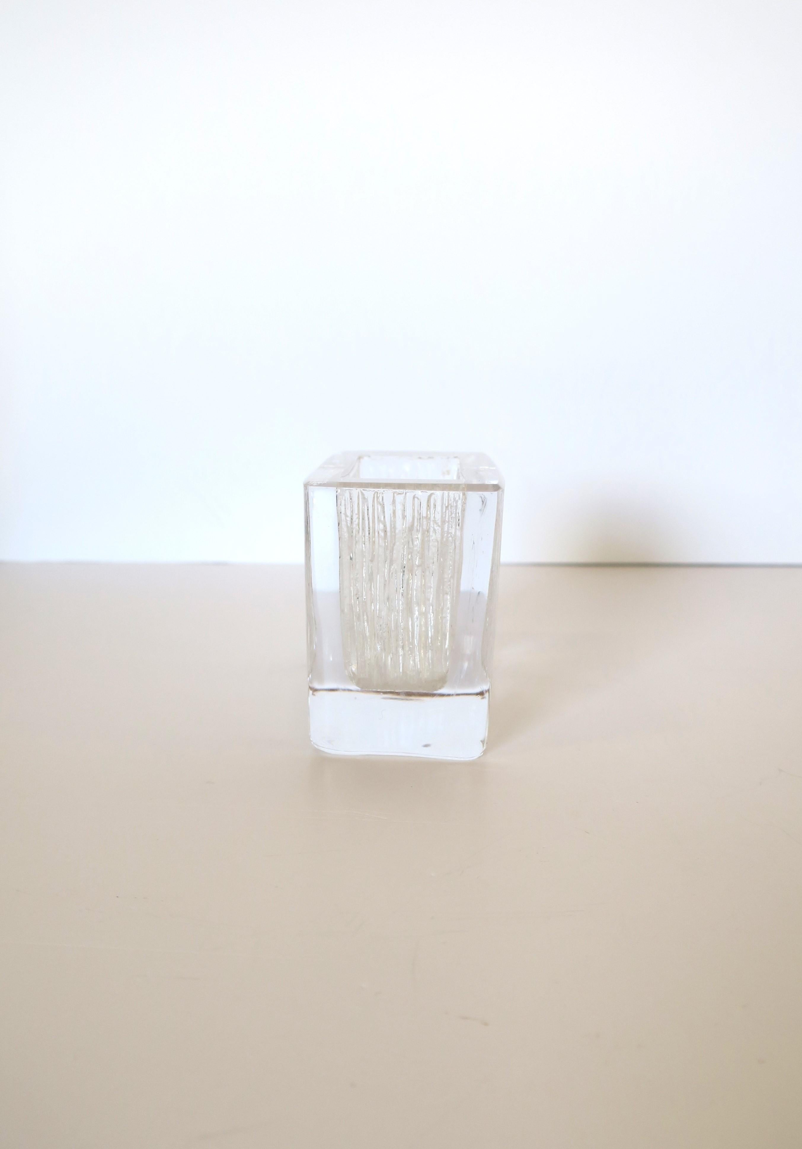 Vase français en cristal Daum en vente 2
