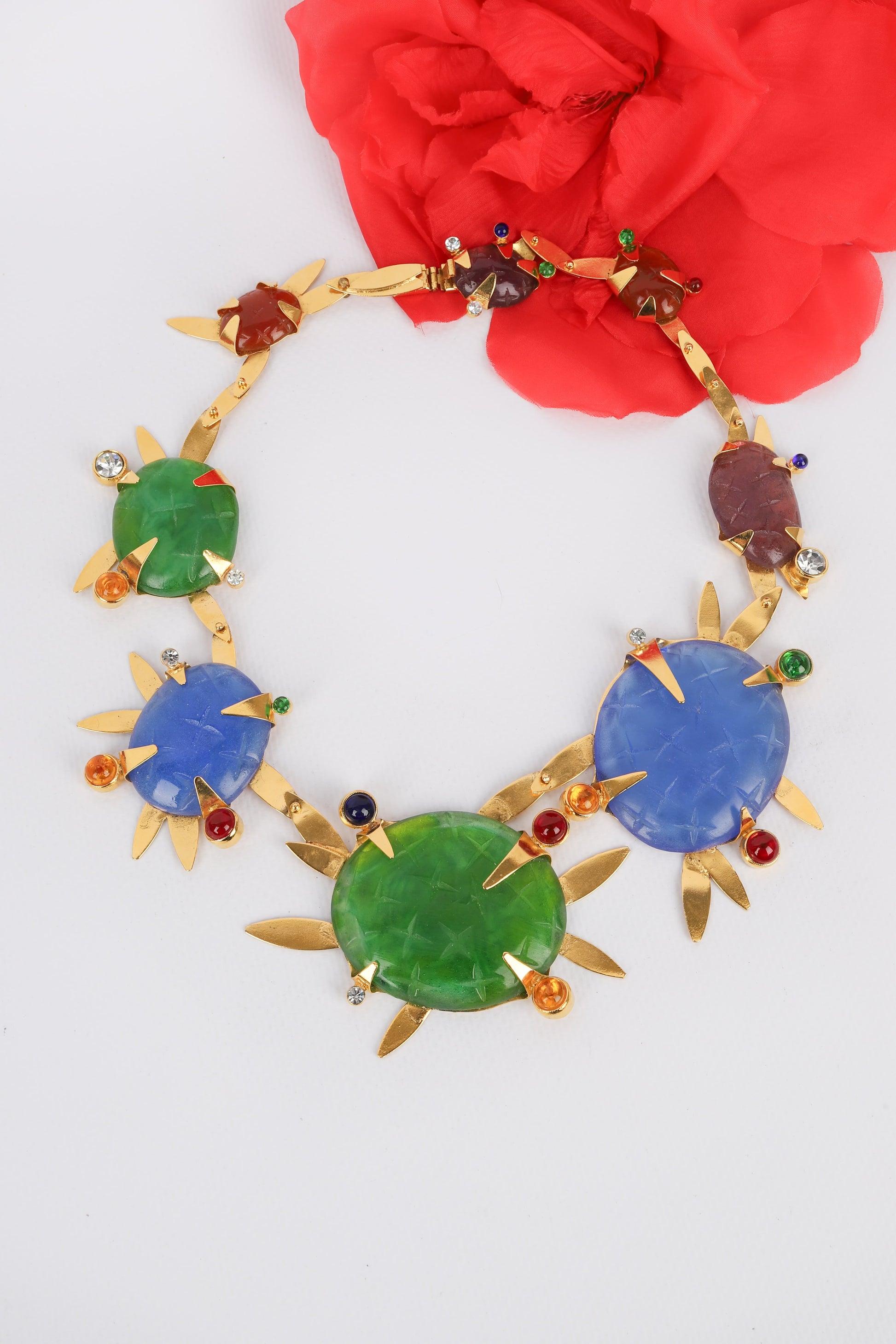 Daum Dickey Golden Metal Articulated Necklace with Resin, 1990s For Sale 3