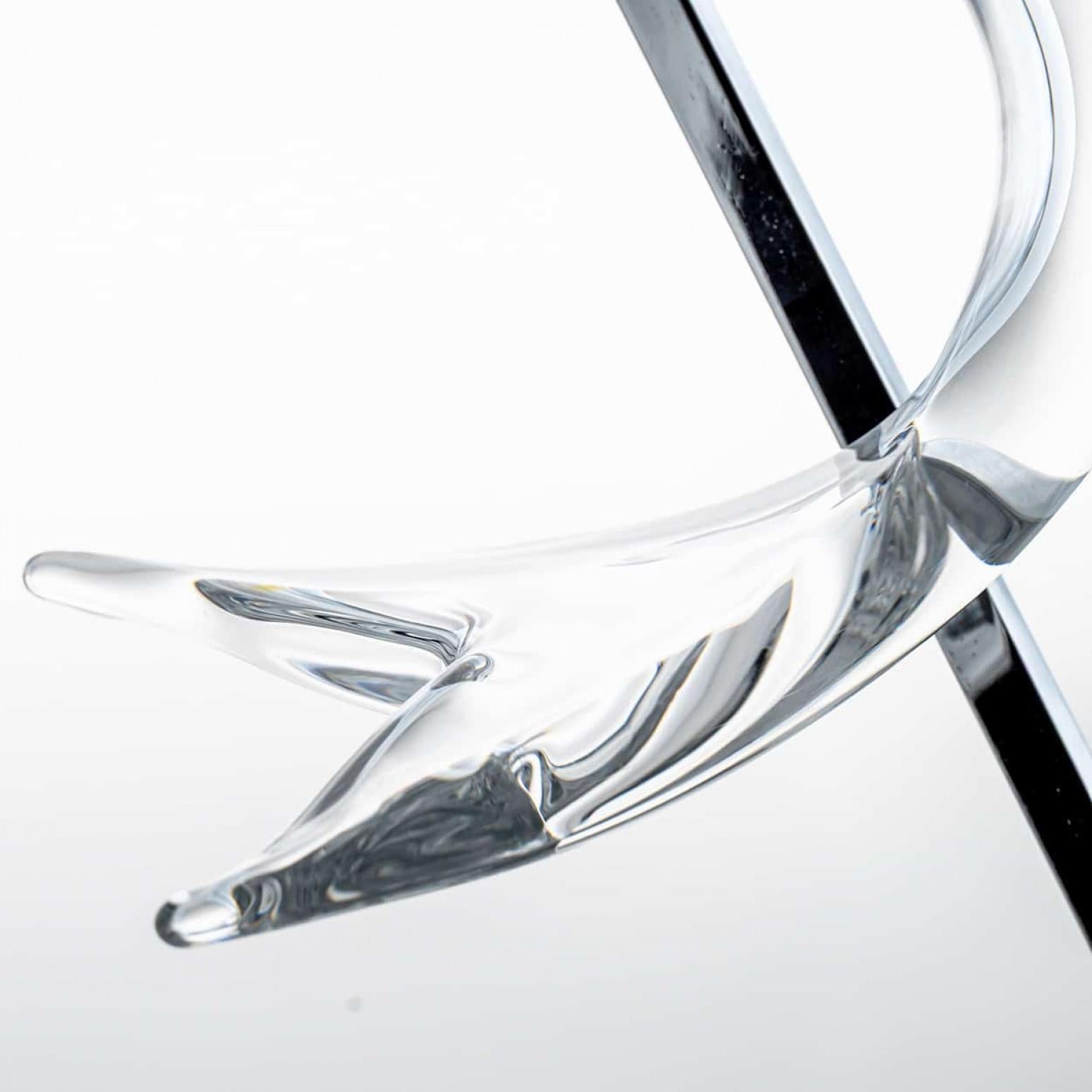 Metà XIX secolo Scultura in vetro trasparente Daum Dolphin On Standard, Francia in vendita