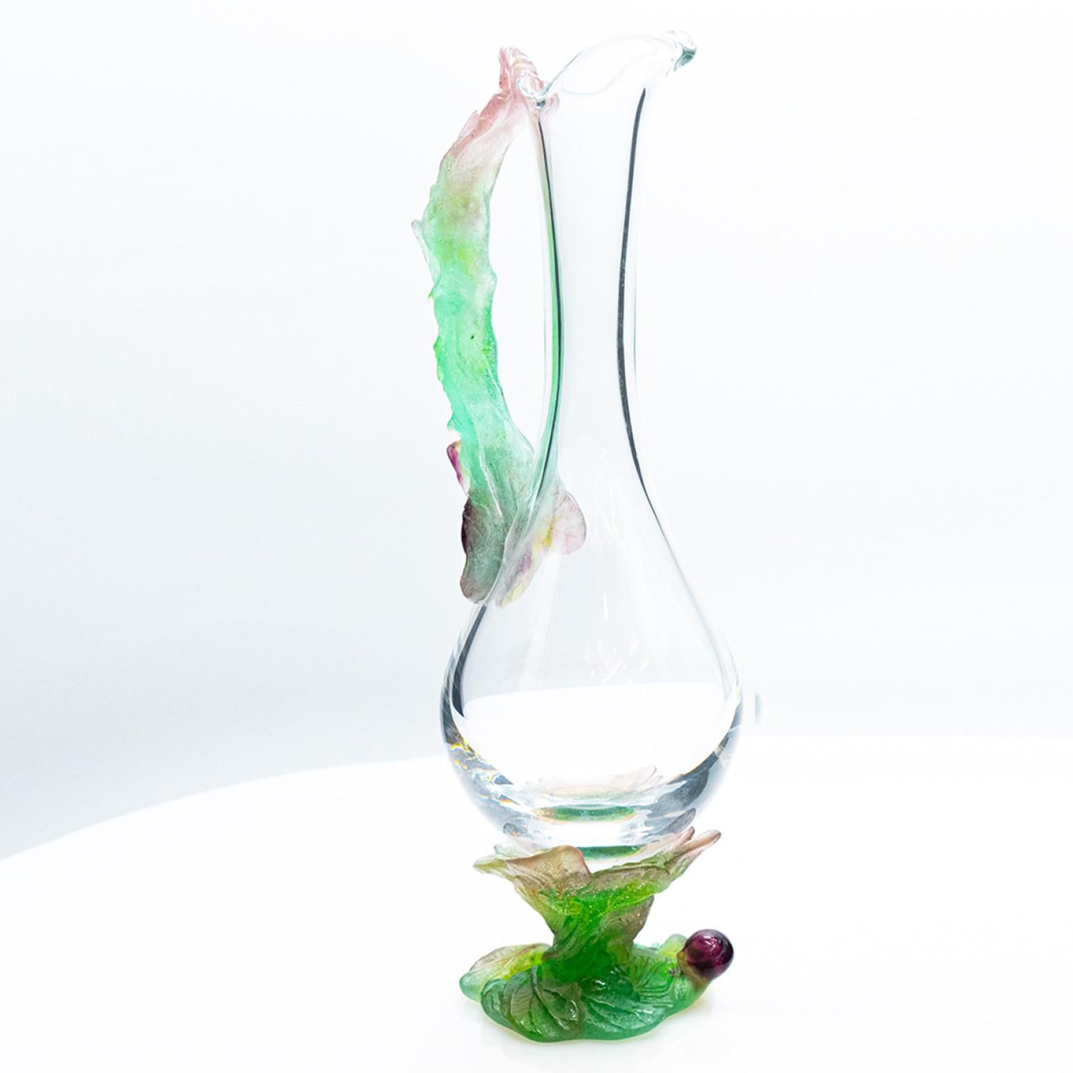 Fin du 20e siècle Daum, Exquise Set of Two Carafes Pâte de verre, Lilas Aqua Green Pink, France en vente