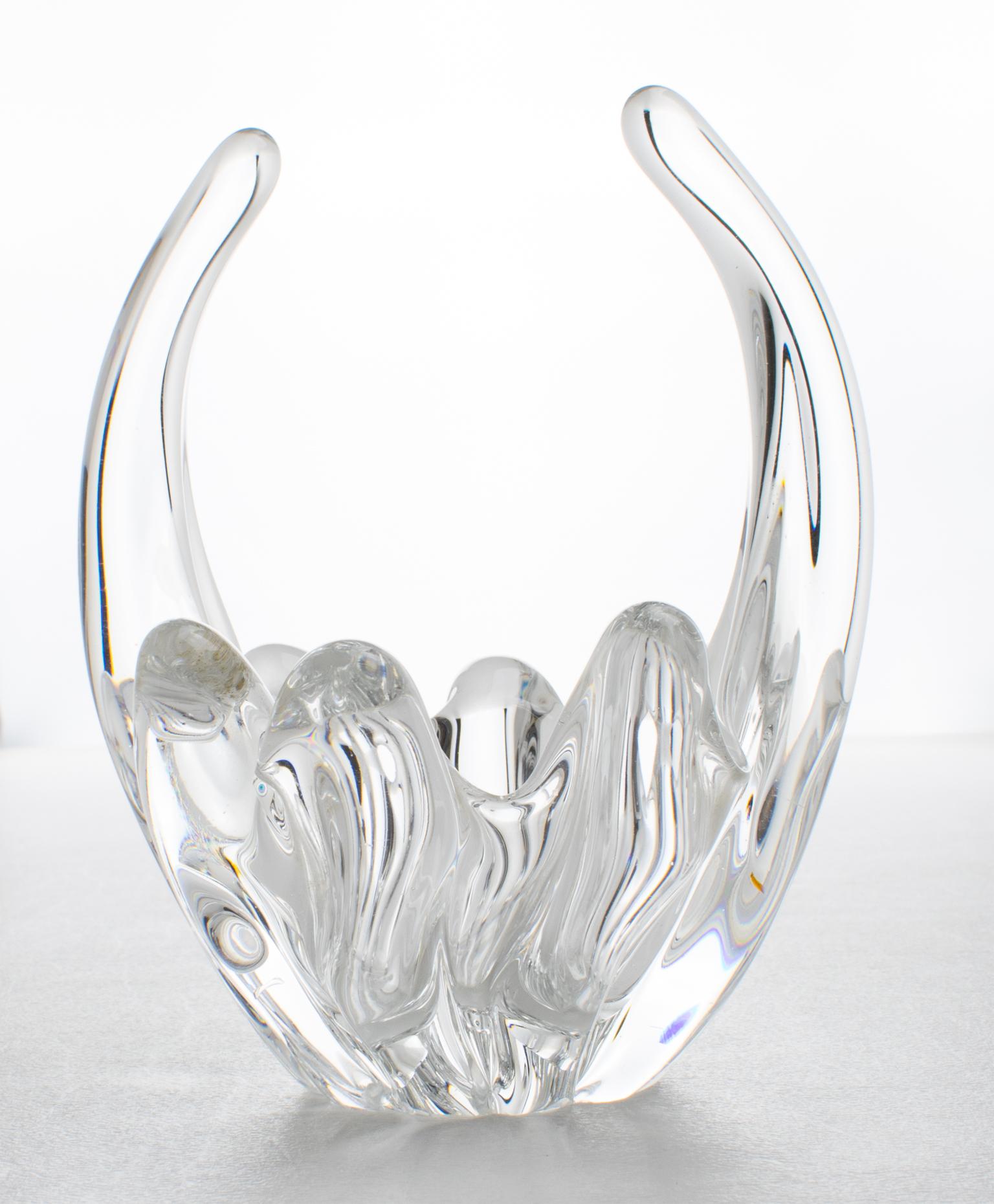 Daum France Kristall Knospenvase, Korb oder Vide Poche (Französisch) im Angebot