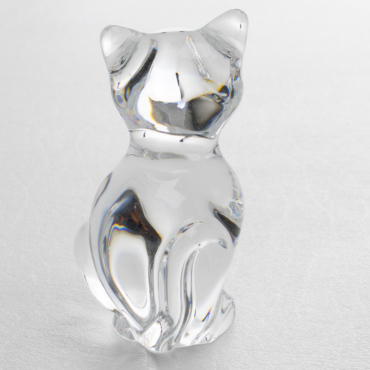 Mid-Century Modern Presse-papiers ou sculpture décorative de chat en cristal Daum France en vente
