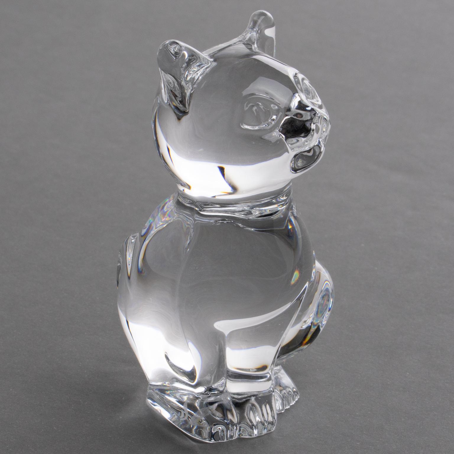 Milieu du XXe siècle Presse-papiers ou sculpture décorative de chat en cristal Daum France en vente