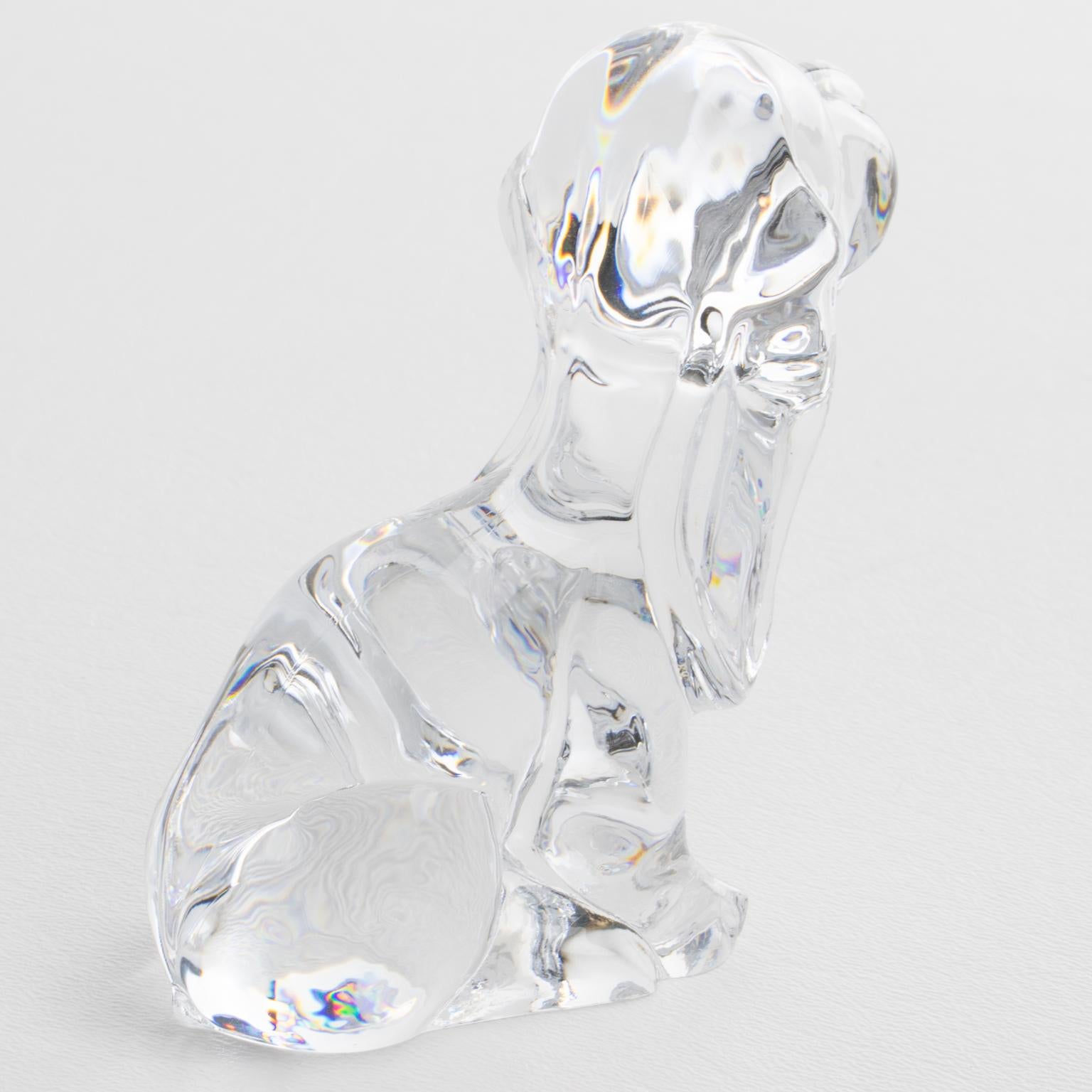 Mid-Century Modern Presse-papiers ou sculpture décorative pour Basset de chien en cristal Daum France en vente