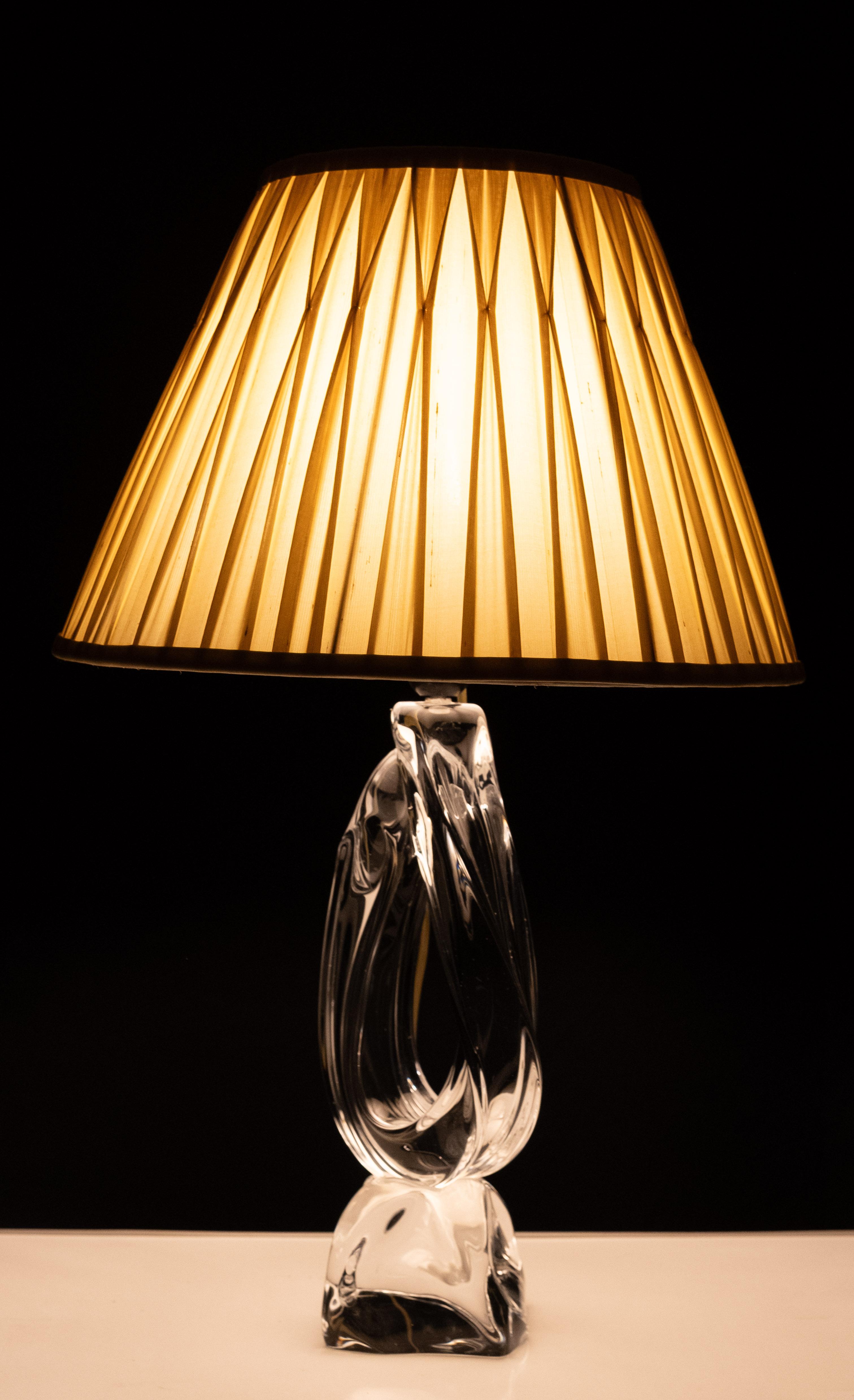 Daum France Crystal Glass table lamp 1965 For Sale 5
