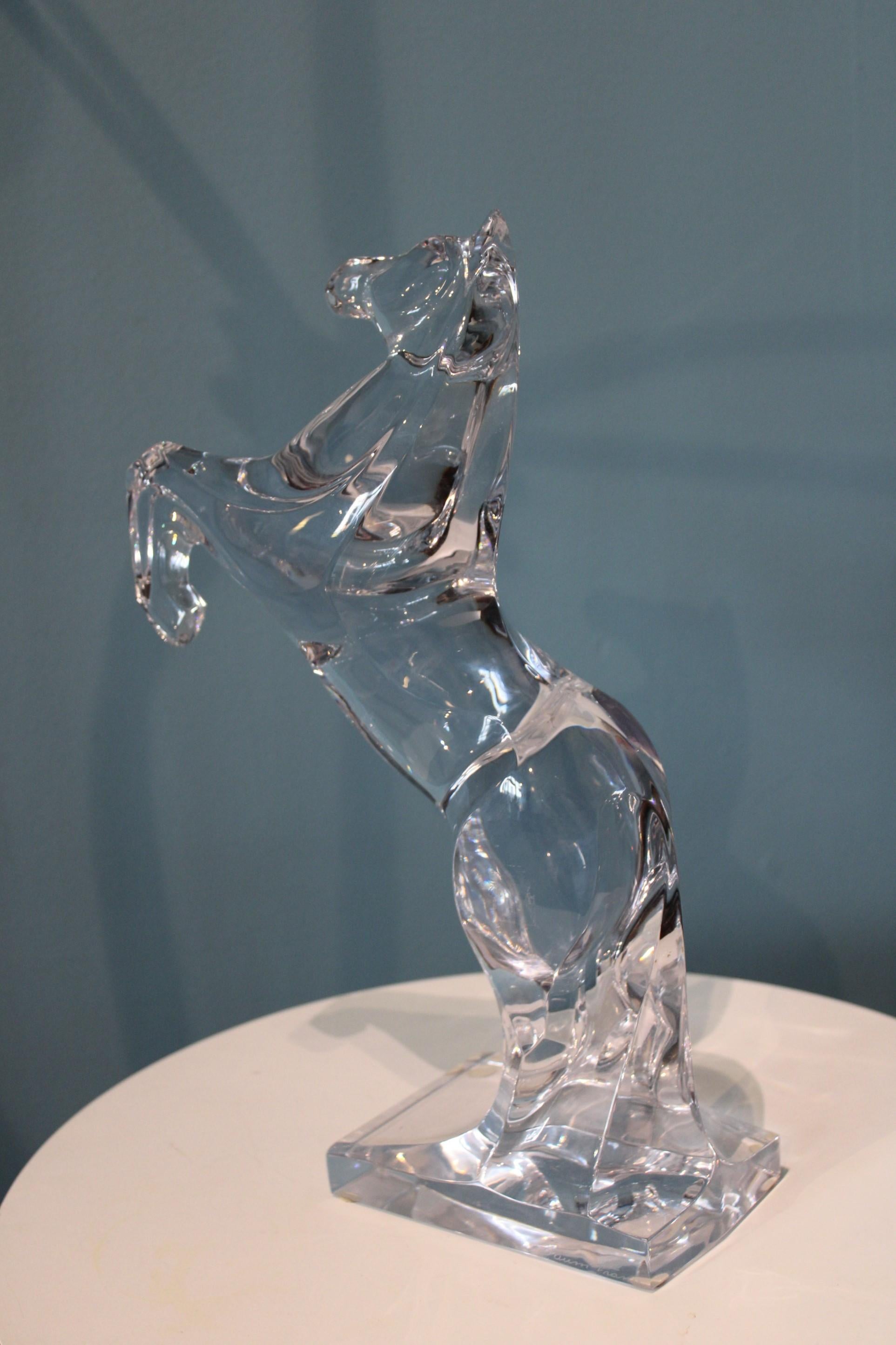 crystal horse statues