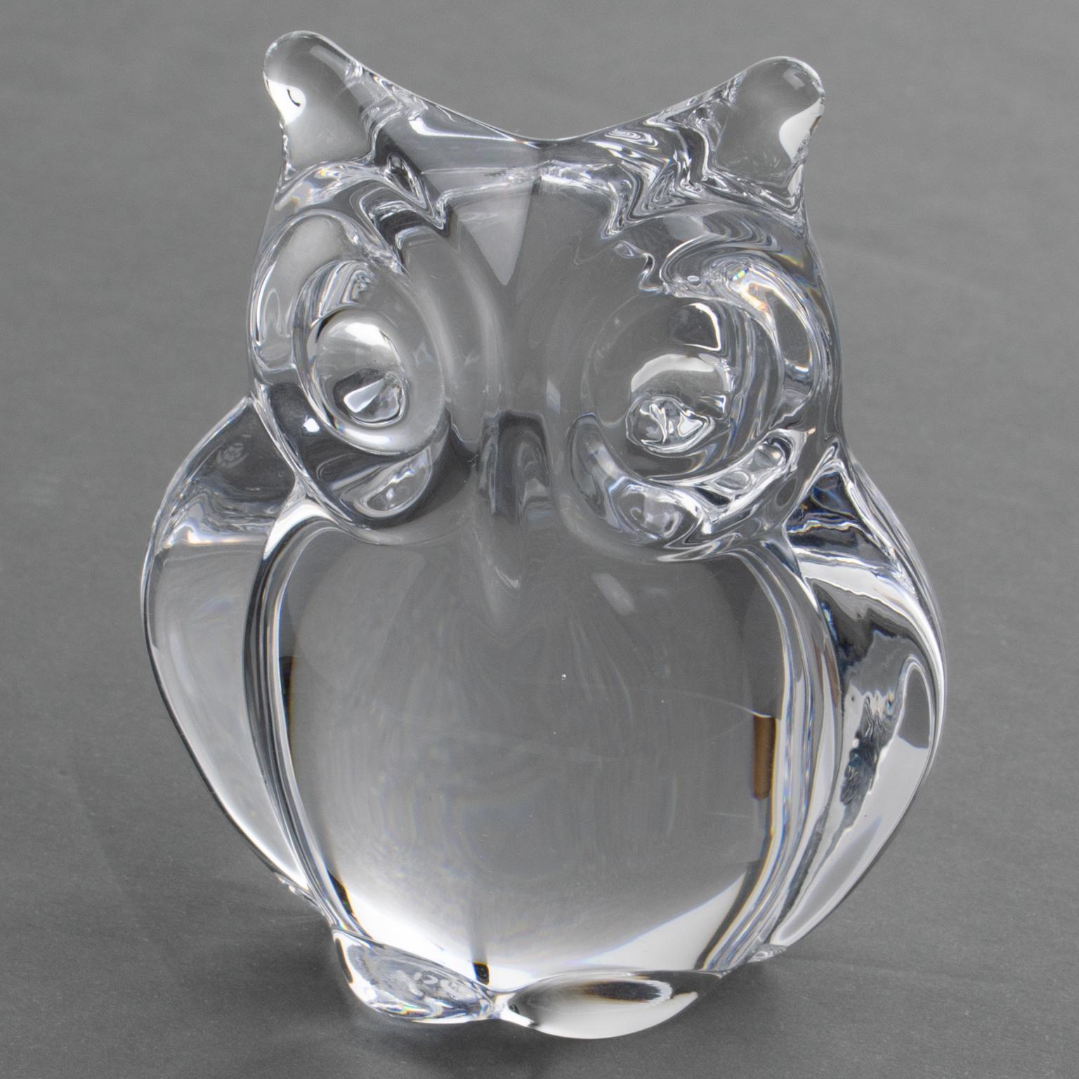 Presse-papiers ou sculpture décorative chouette en cristal de Daum France Bon état - En vente à Atlanta, GA