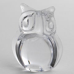 Daum France Crystal Owl Paperweight Sculpture, circa 1960