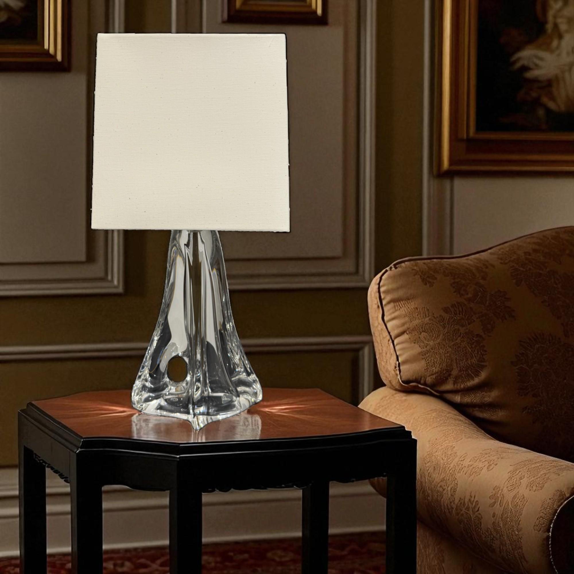 Mid-Century Modern Daum France Crystal Table Lamp, 20th Century For Sale