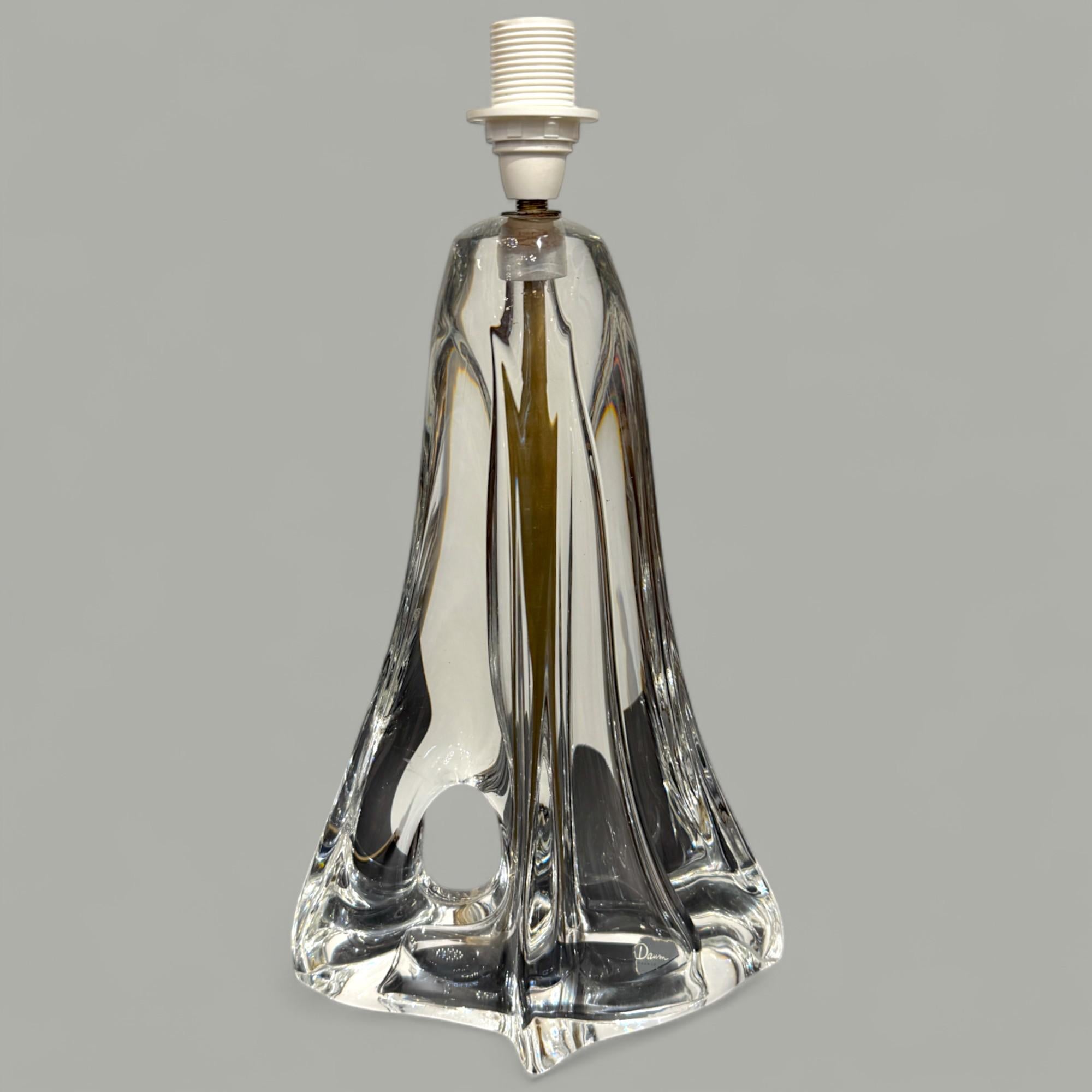 Daum France Crystal Table Lamp, 20th Century In Good Condition For Sale In NICE, FR