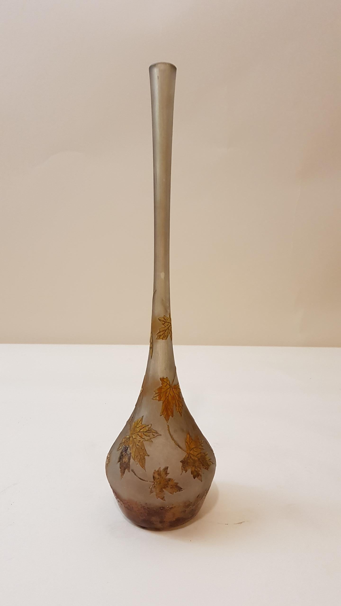 Daum France Glass Art Nouveau Vase, 1900s In Good Condition For Sale In Mondovì cn, Italia