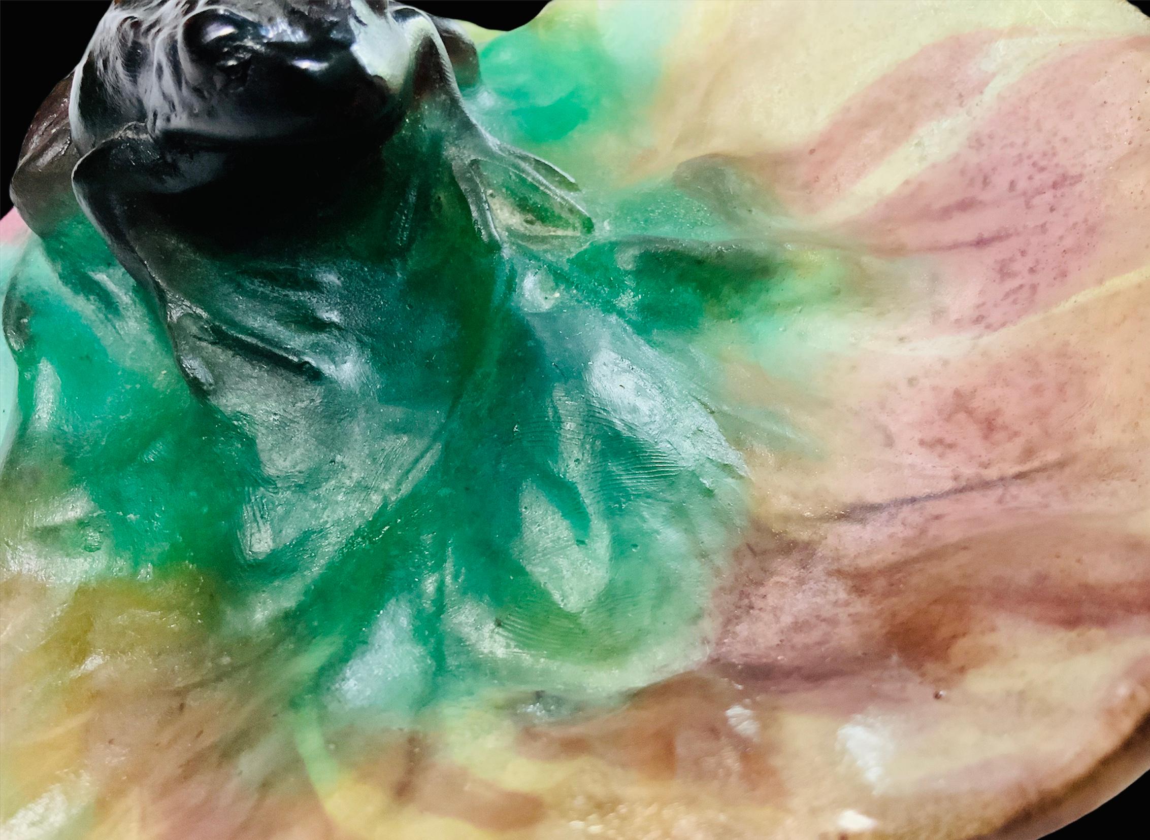Molded Daum, France Pate De Verre Art Glass Big Frog Over Water Lily Leaf Bowl