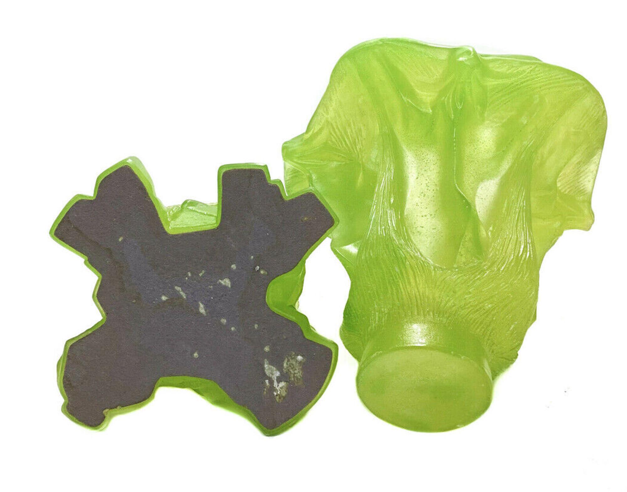 Daum France Pate De Verre Vert D'Espagne - Édition limitée de Salvador Dali en vente 3