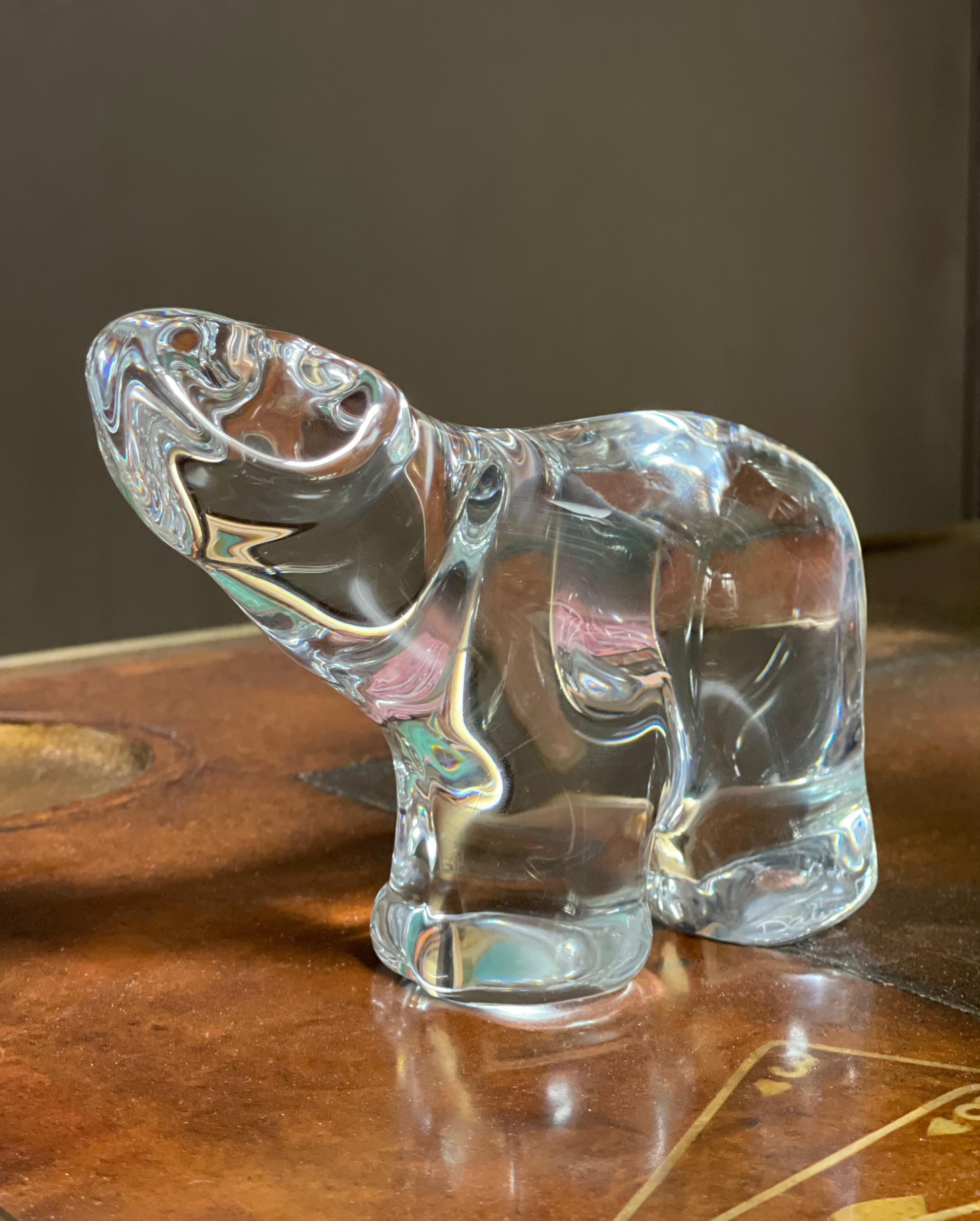 Daum Frankreich Eisbär Glas Kristallklar Moderne Skulptur Briefbeschwerer Figur (Französisch) im Angebot