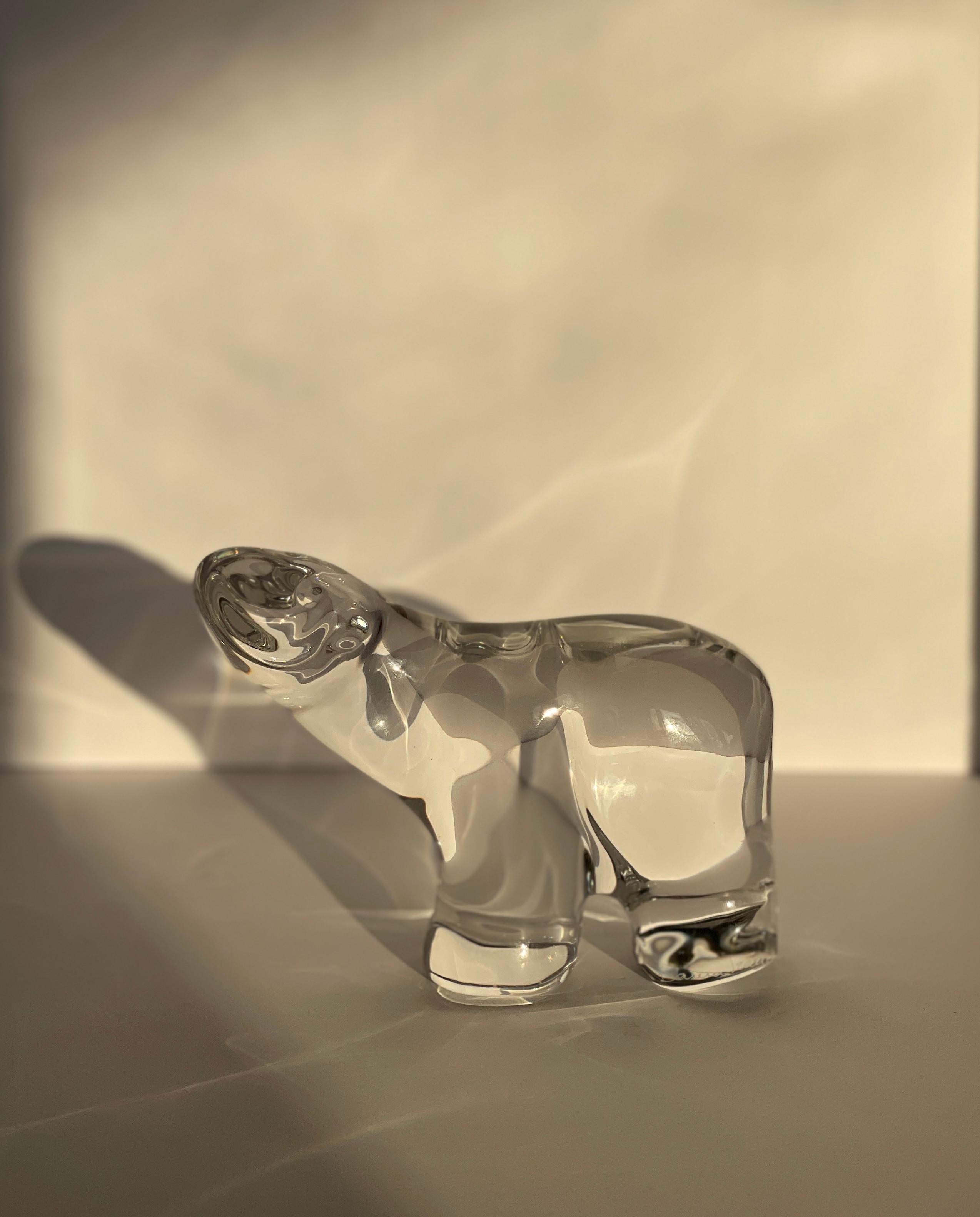Daum Frankreich Eisbär Glas Kristallklar Moderne Skulptur Briefbeschwerer Figur (21. Jahrhundert und zeitgenössisch) im Angebot
