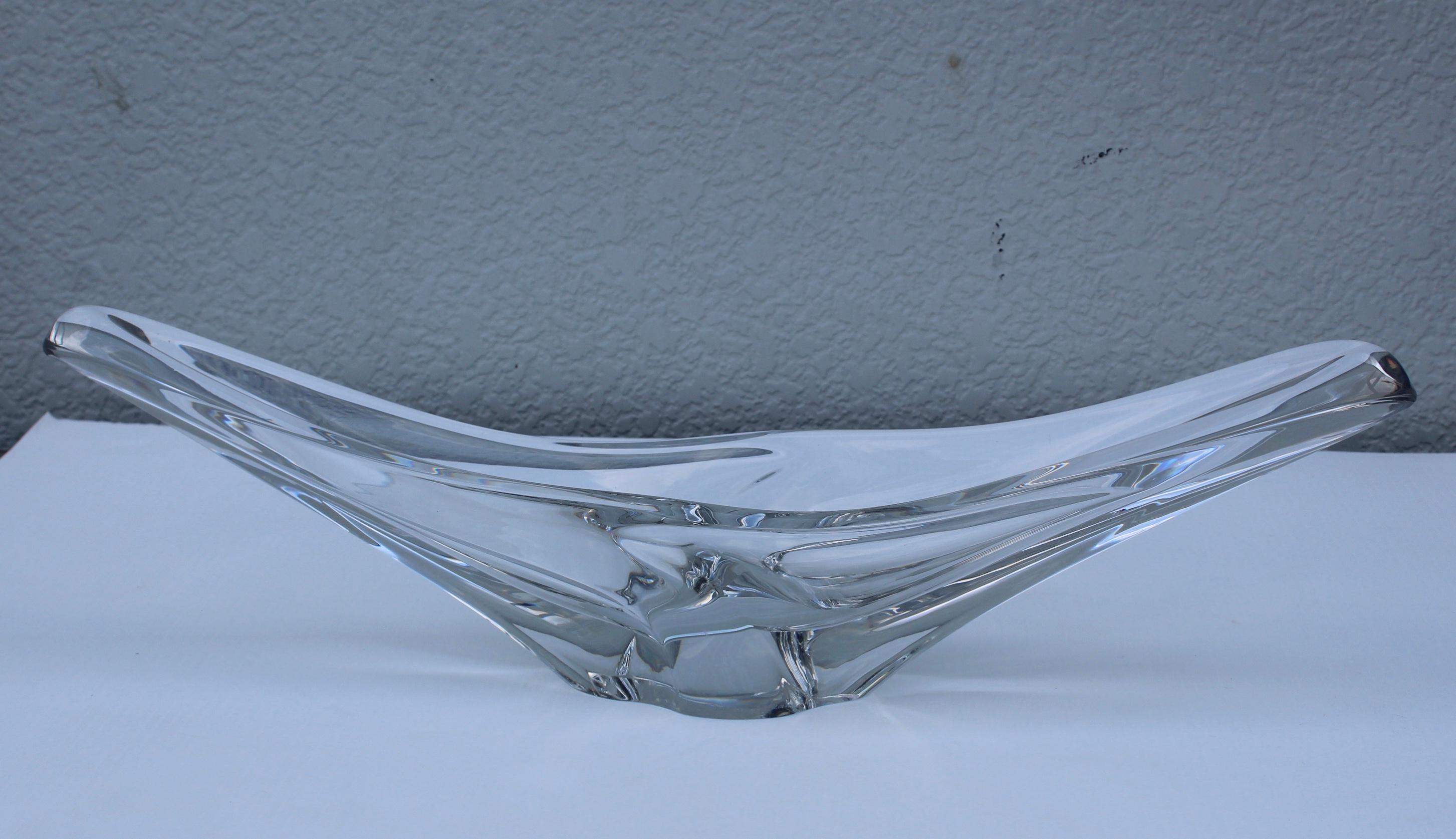 1960s modern sculptural glass bowl by Daum France.