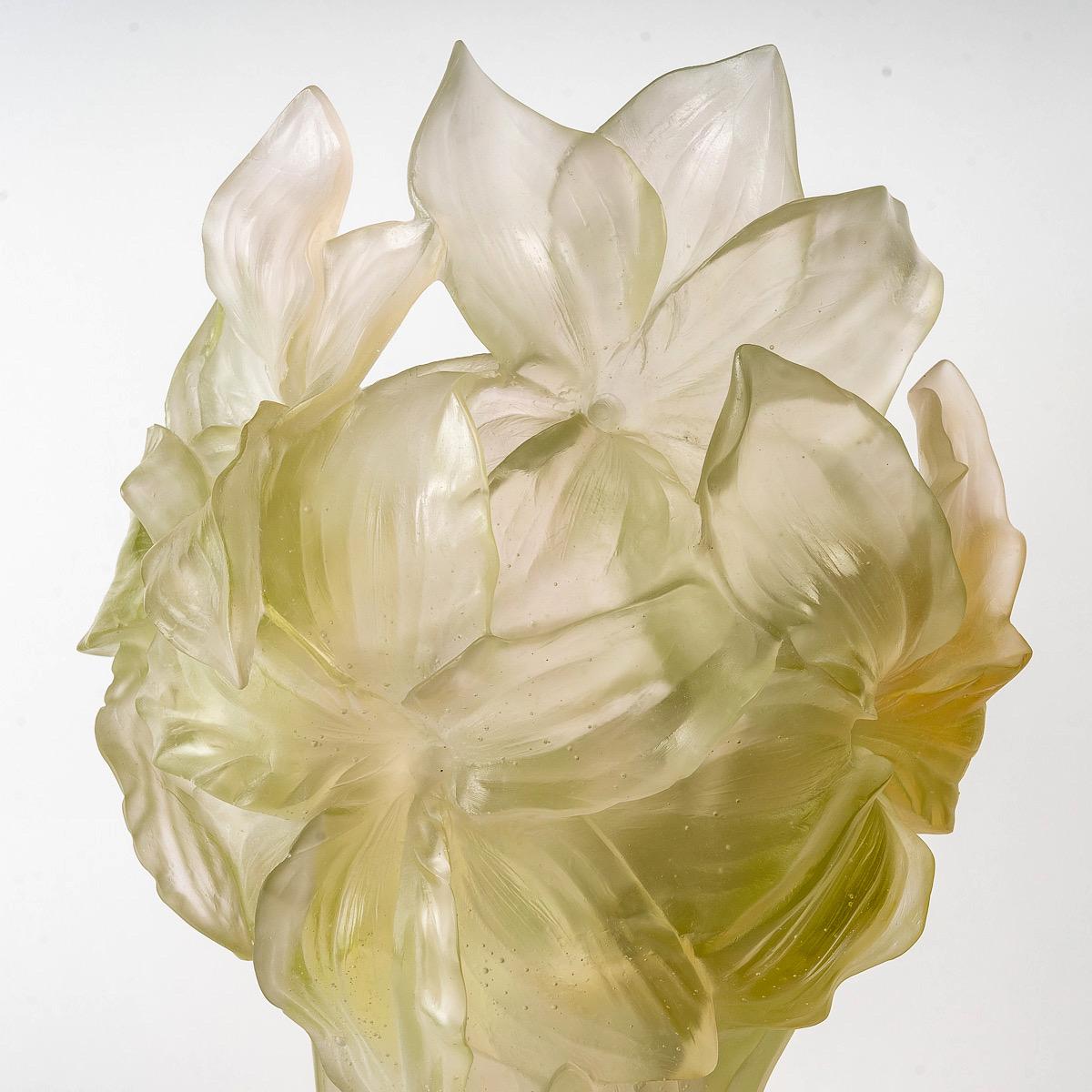 French Daum France, Vase Magnum Amaryllis Crystal, Numbered Limited Edition New Boxed