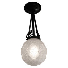 Antique Daum French Art Deco Chandelier, Late 1920s