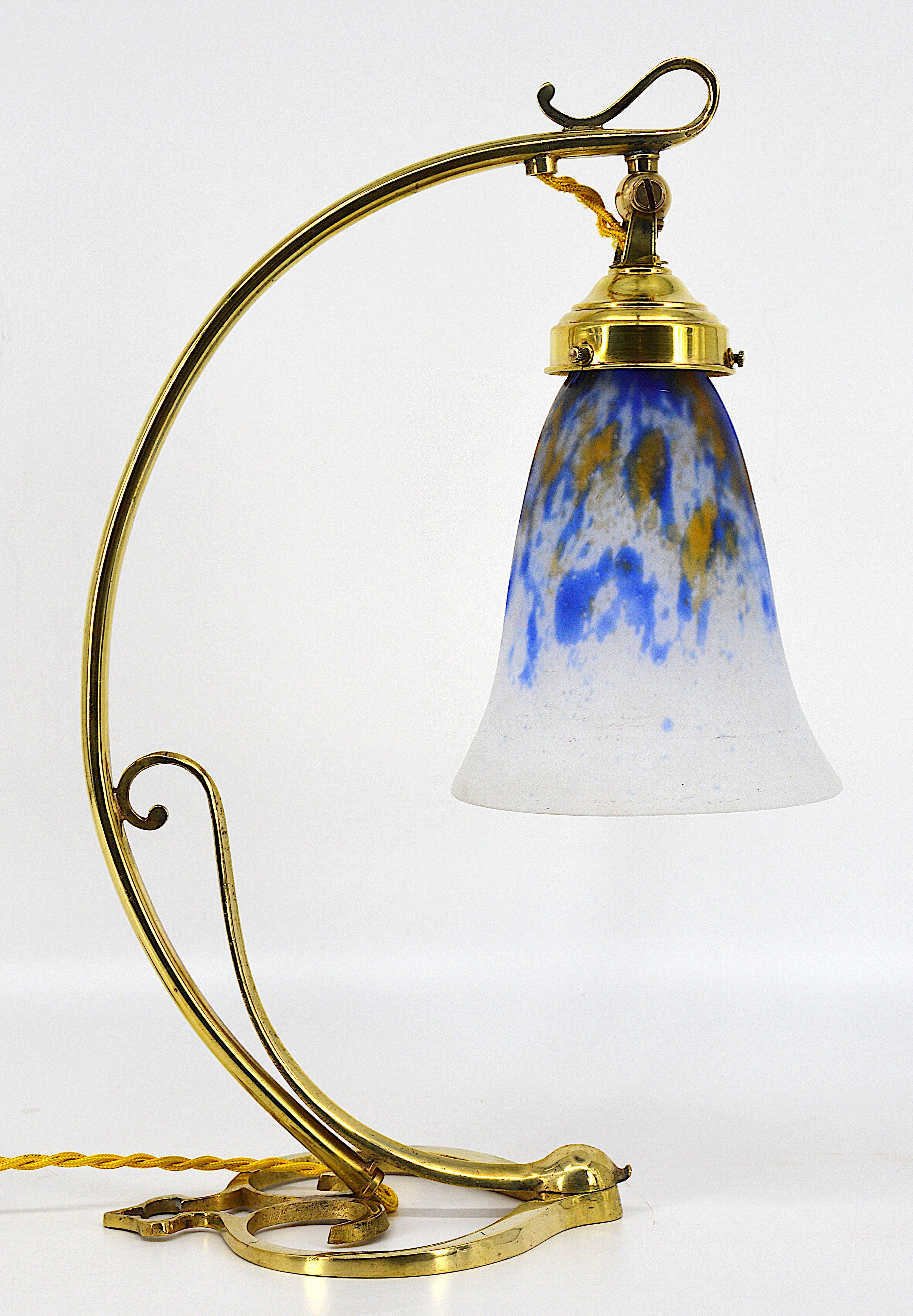 Lámpara de sobremesa Art Decó Nouveau francesa Daum, 1920 en venta 1