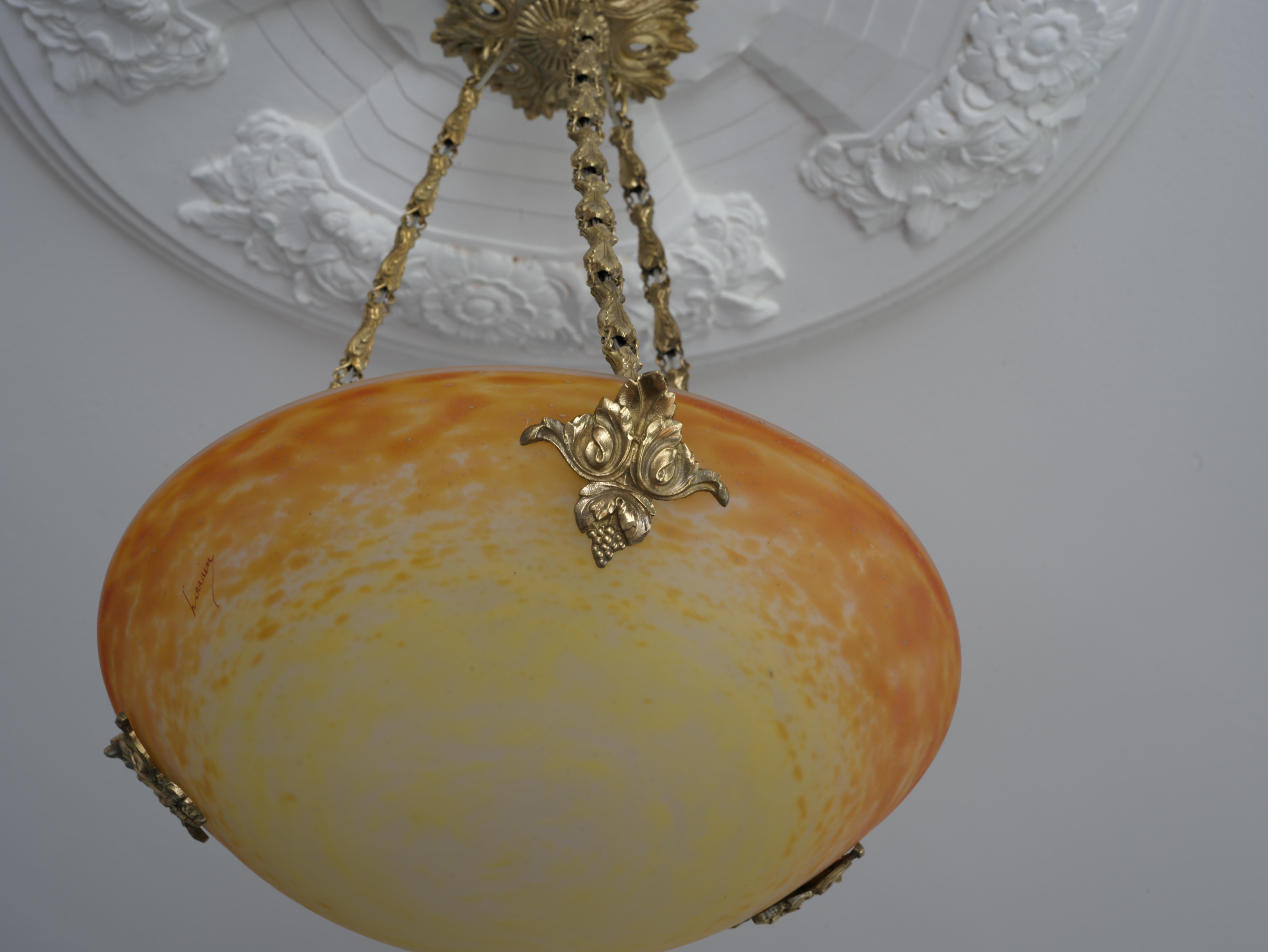 Daum French Art Deco Pendant Chandelier, 1918-1920 For Sale 4