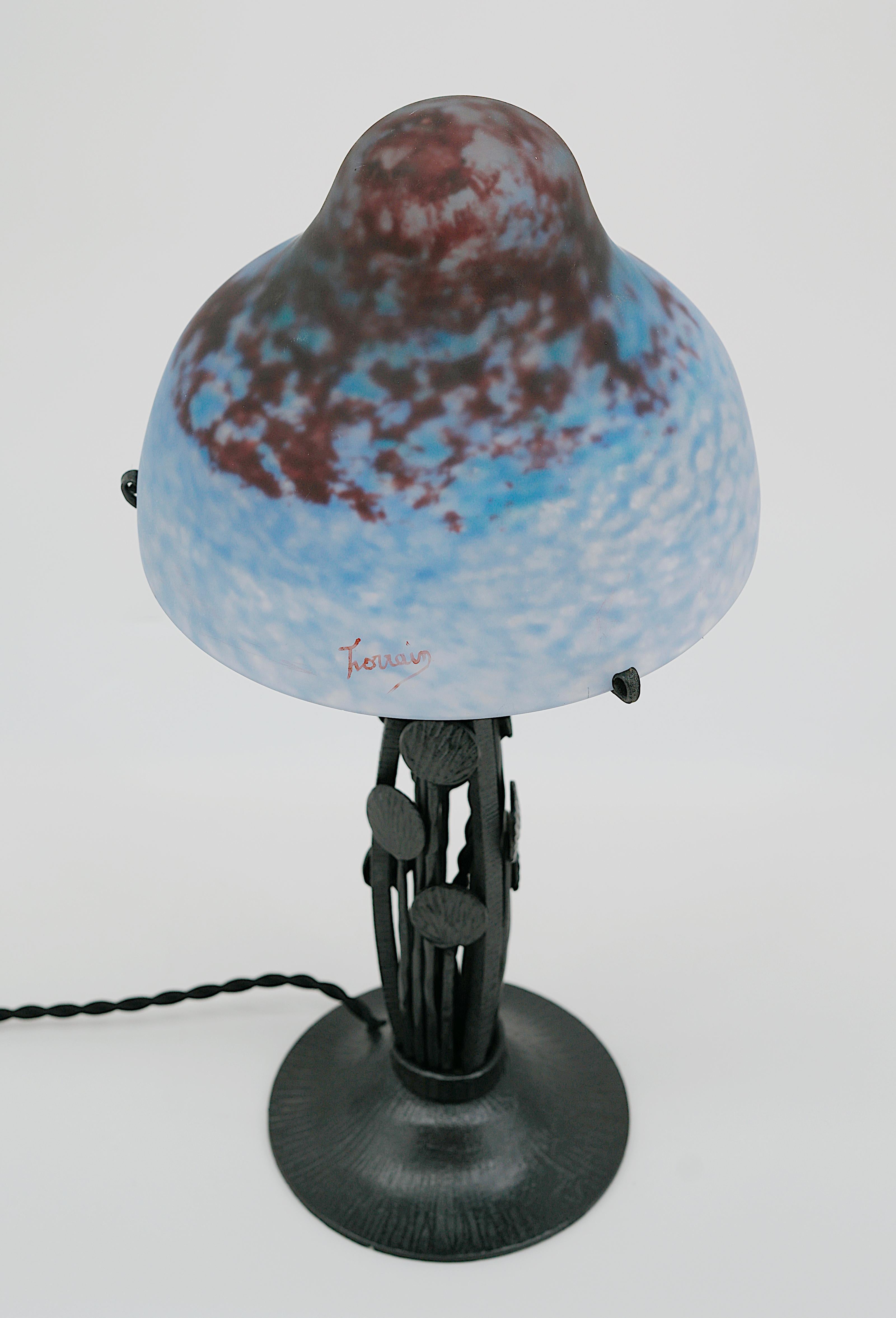 Début du 20ème siècle Lampe de table Art déco française Daum, années 1920 en vente