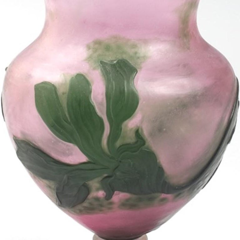 20th Century Daum French Art Nouveau Cameo Glass Vase For Sale