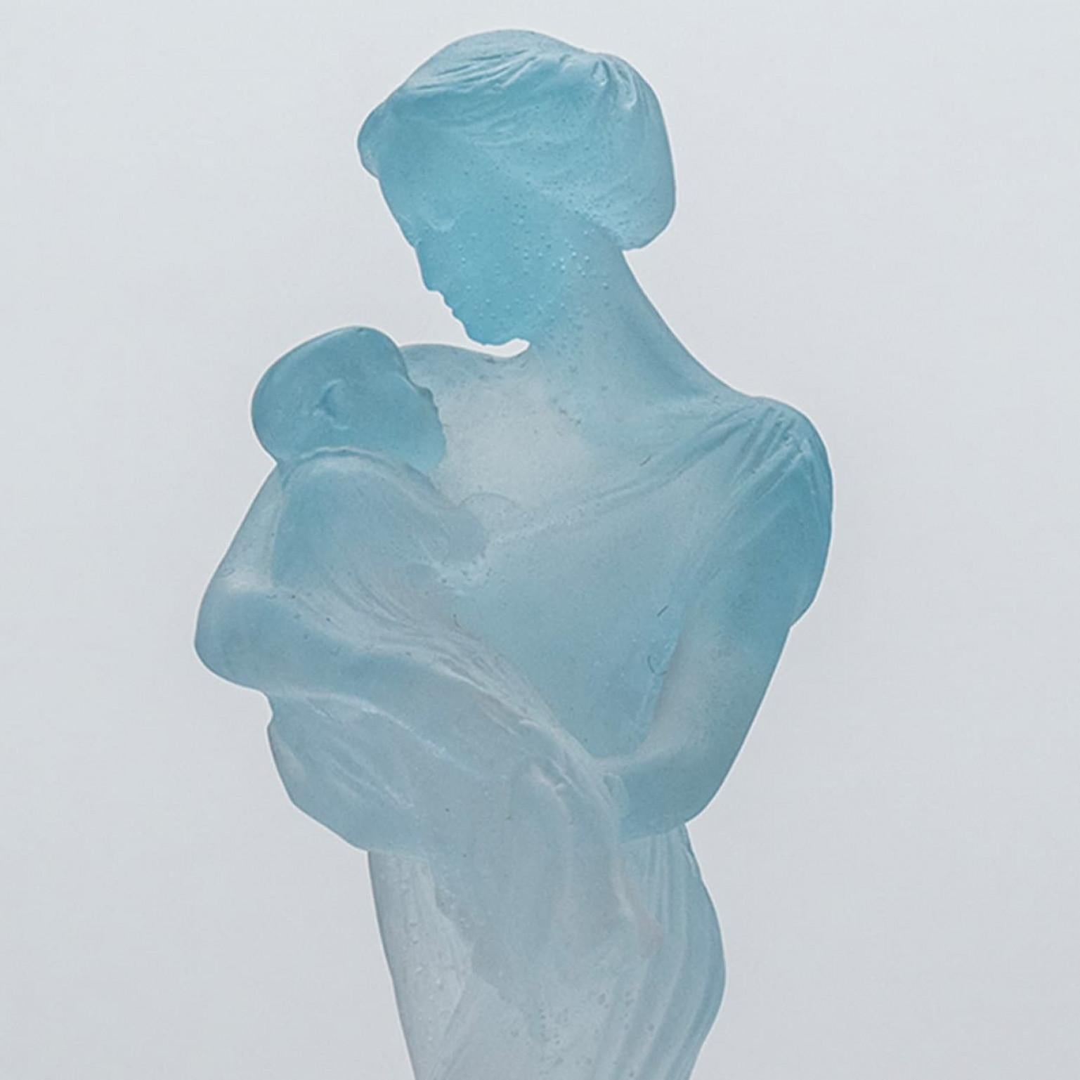 Moderno Scultura in cristallo blu Daum Motherhood, Francia in vendita