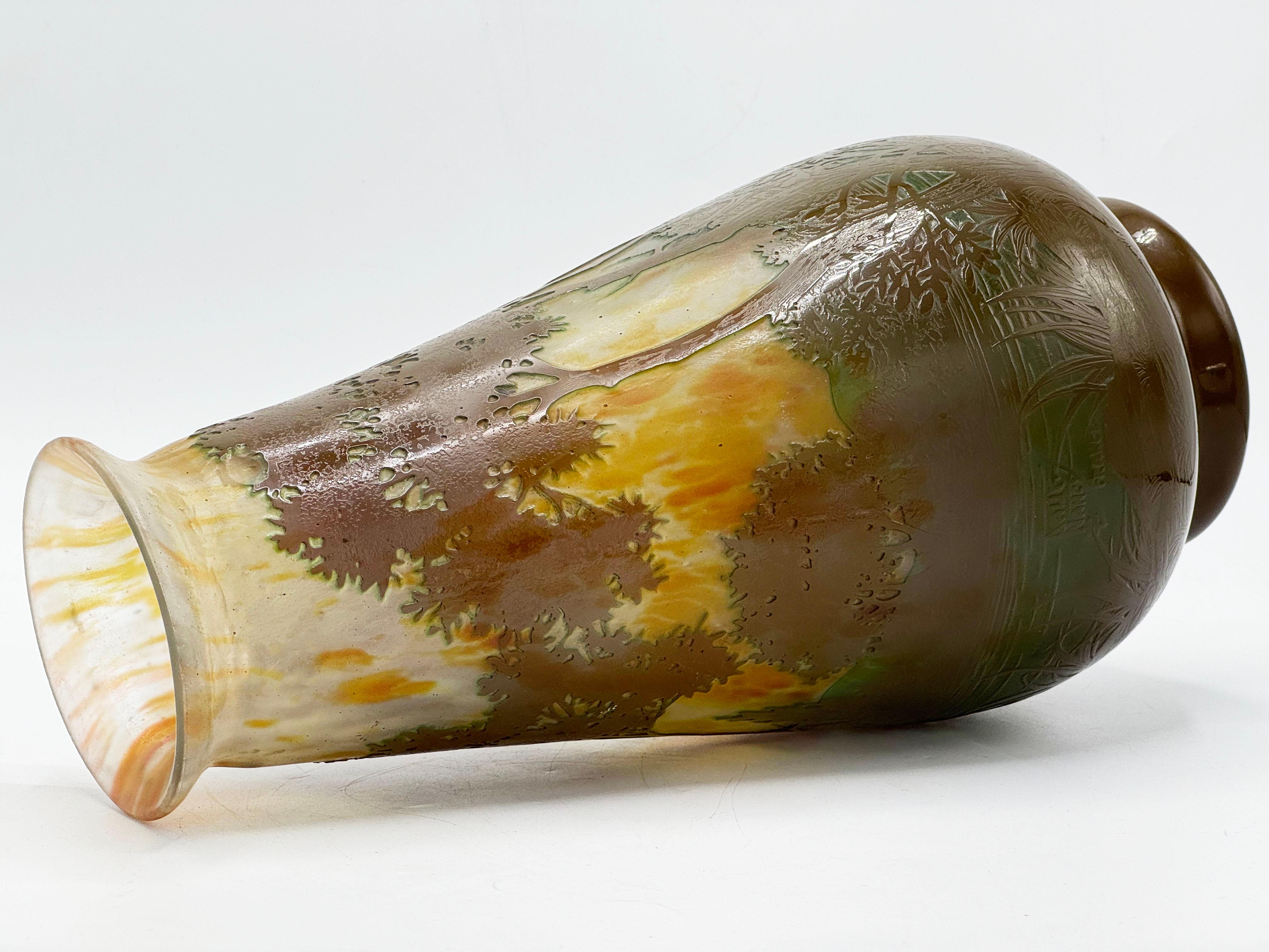 Art déco-Vase von Daum Nancy, 1930er-Jahre im Angebot 3