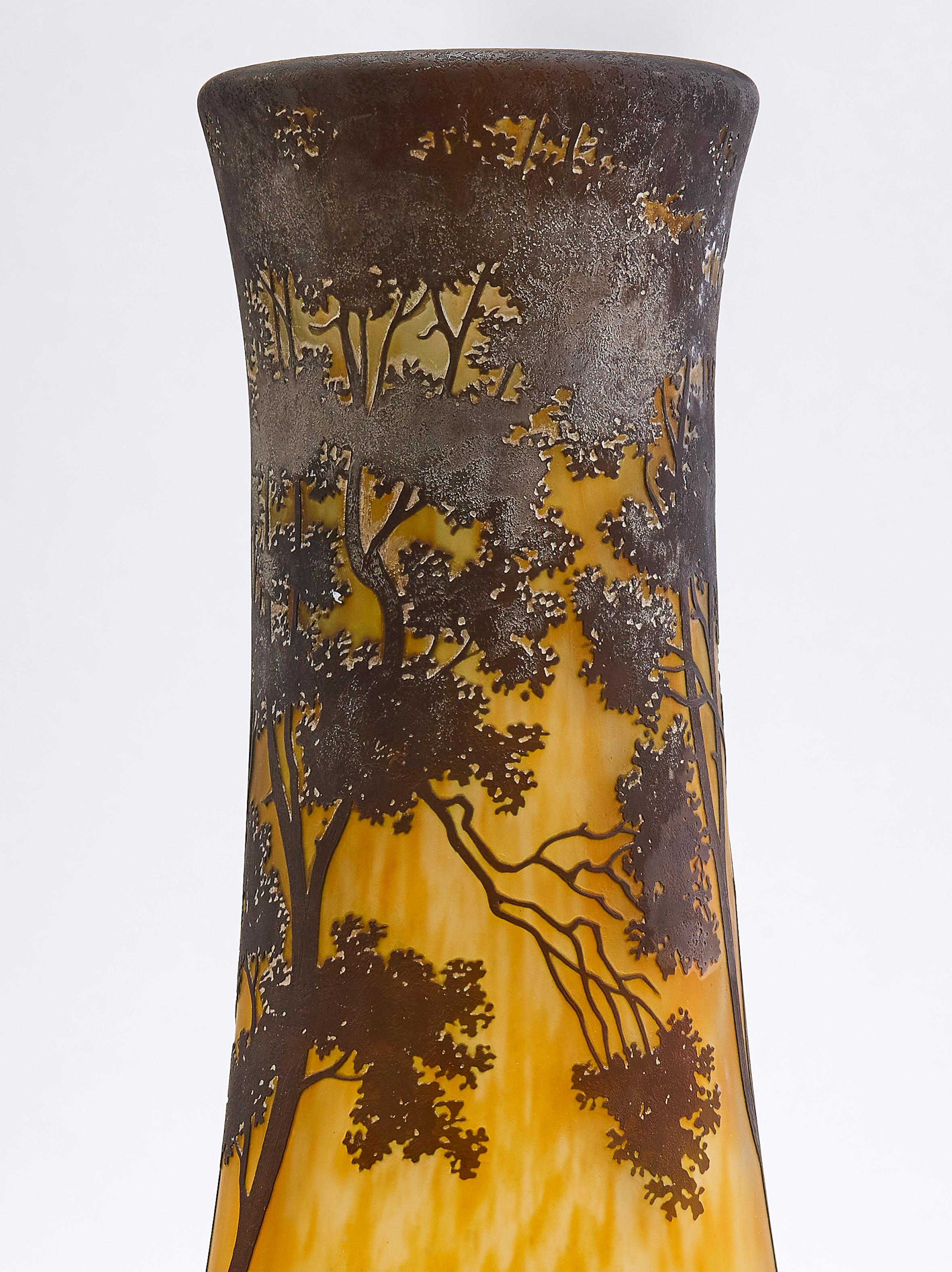 Art-déco-Vase von Daum Nancy (Art déco) im Angebot