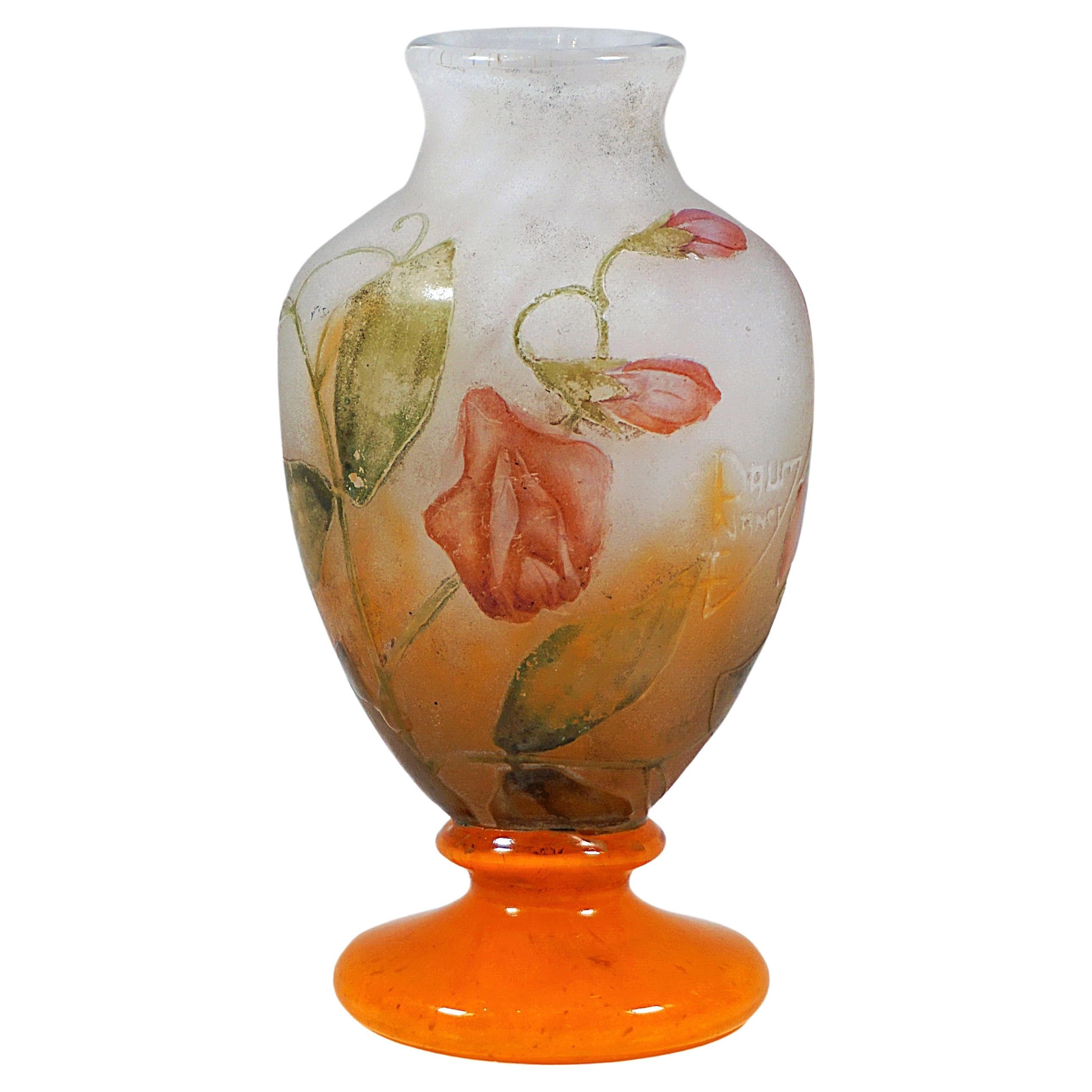 Jugendstil-Kamee-Vase aus Glas mit Sweat Pea-Dekor von Daum Nancy, Frankreich, um 1910