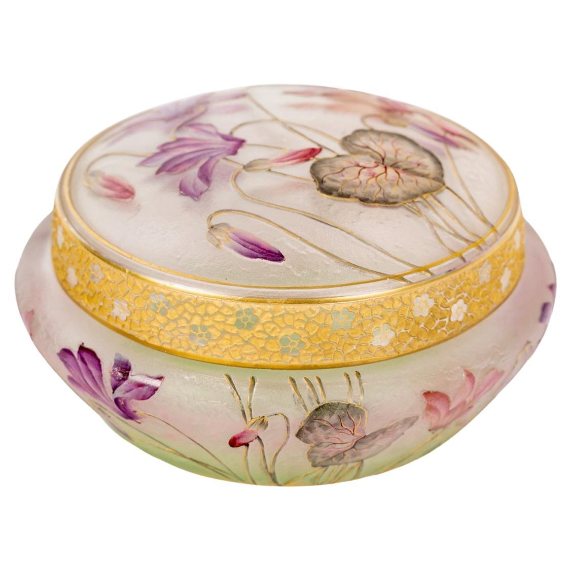Daum Nancy Bonbonnière "Cyclamens" um 1898 im Angebot