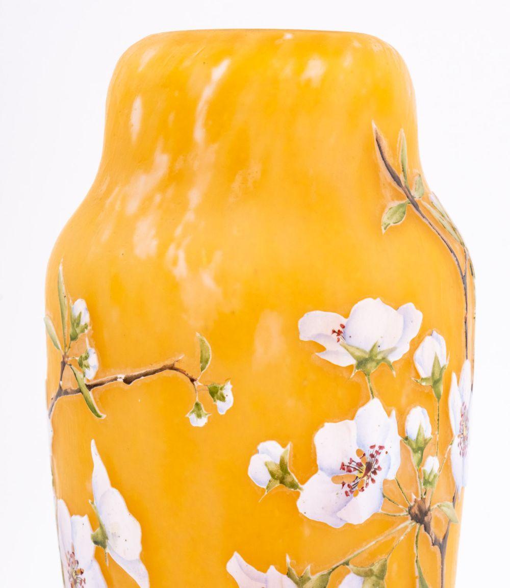 Smalto Daum Nancy Cameo and Enameled Art Glass Vase in vendita