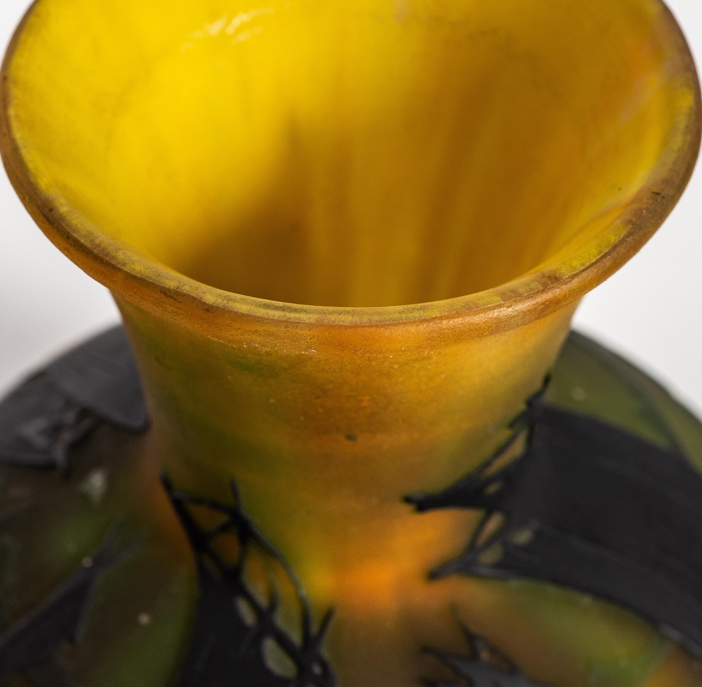 Daum Nancy Cameo Glass Vase In Good Condition For Sale In West Palm Beach, FL