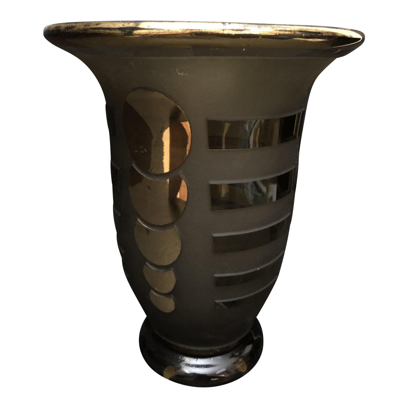 Daum Nancy Deep Cut Art Deco Glass Vase