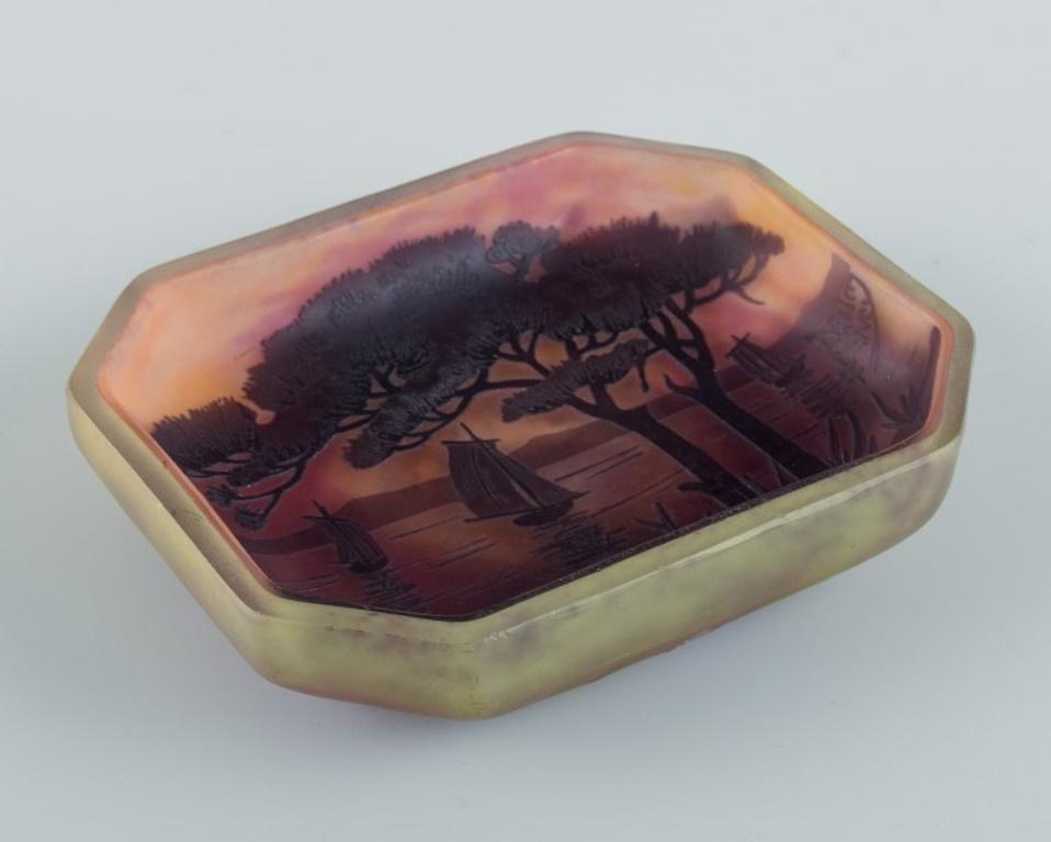 Early 20th Century Daum, Nancy, France. Art Glass Bowl. Landscape Motif with Sailboats.  For Sale