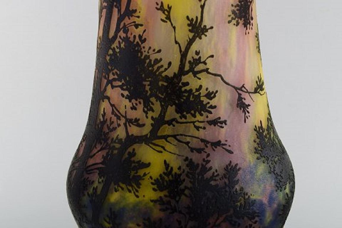 Daum Nancy, France. Colossal Floor Vase in Mouth-Blown Art Glass 1