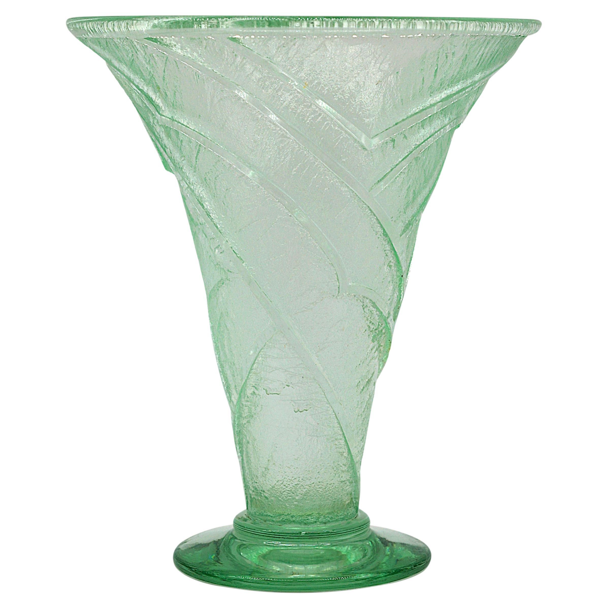 Daum Nancy French Art Deco Acid-Etched Vase, 1930s For Sale