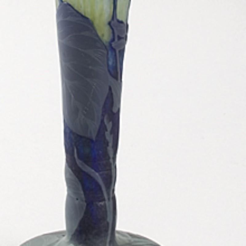 Daum Nancy French Art Nouveau Cameo Glass Vase In Excellent Condition In New York, NY