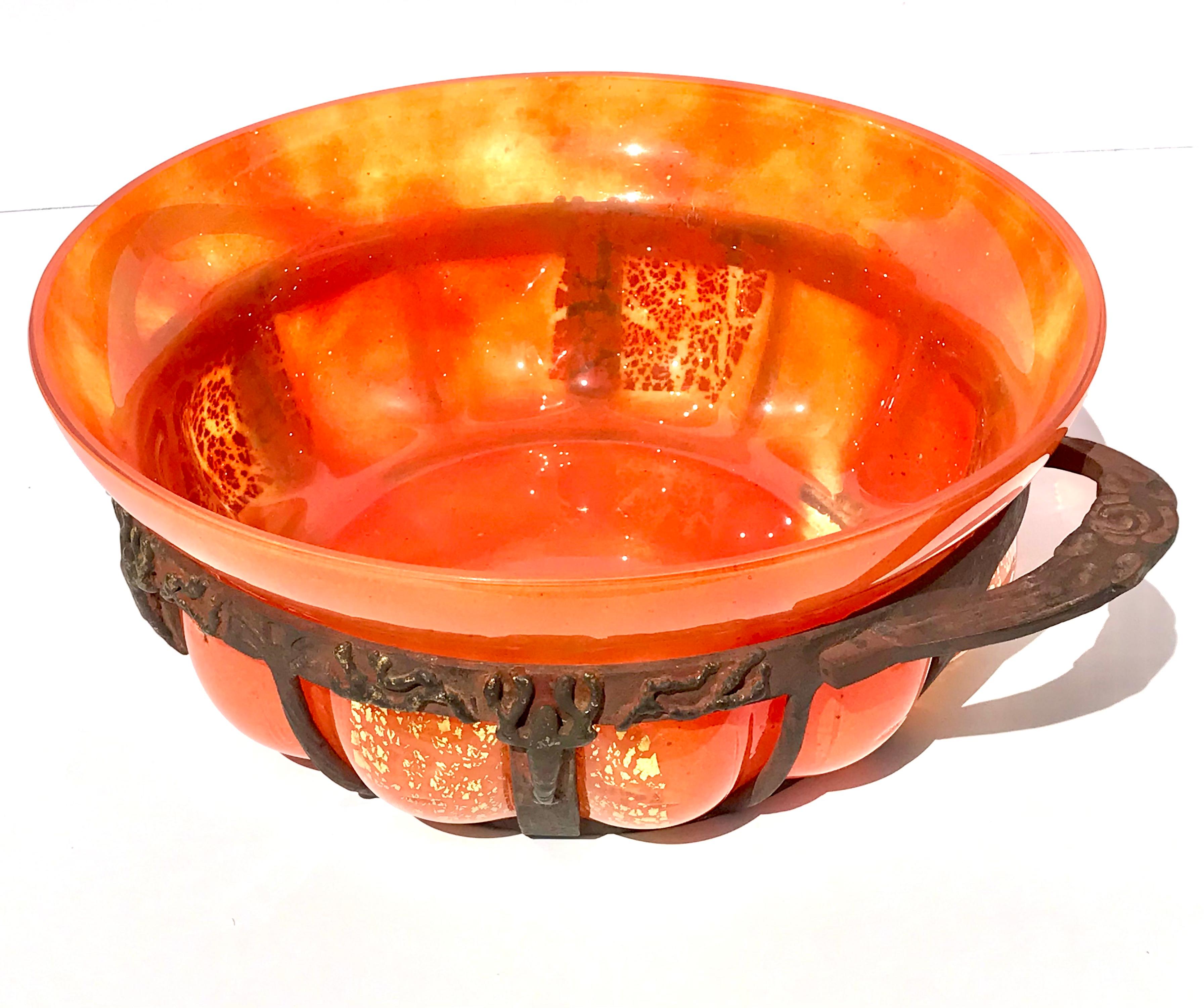 Early 20th Century Daum Nancy Glass and Louis Majorelle iron Art Nouveau Bowl For Sale