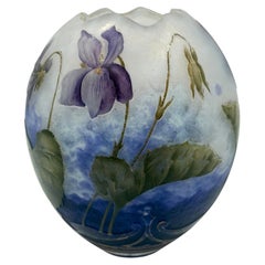 Vaso in vetro Daum Nancy “Violettes”, Art Nouveau, Francia, circa