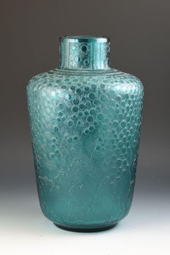 Daum Nancy - LARGE SCALE ACID ETCHED ART DECO VASE C.1930